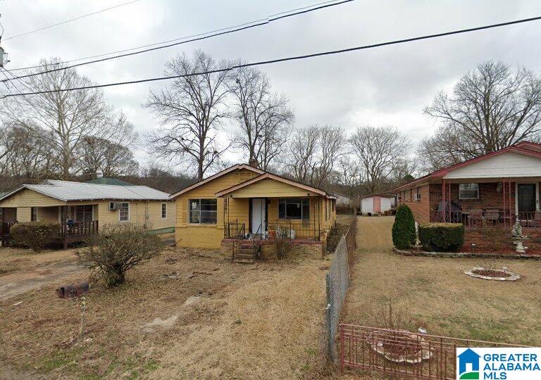 3633 Oak Avenue SW — photo