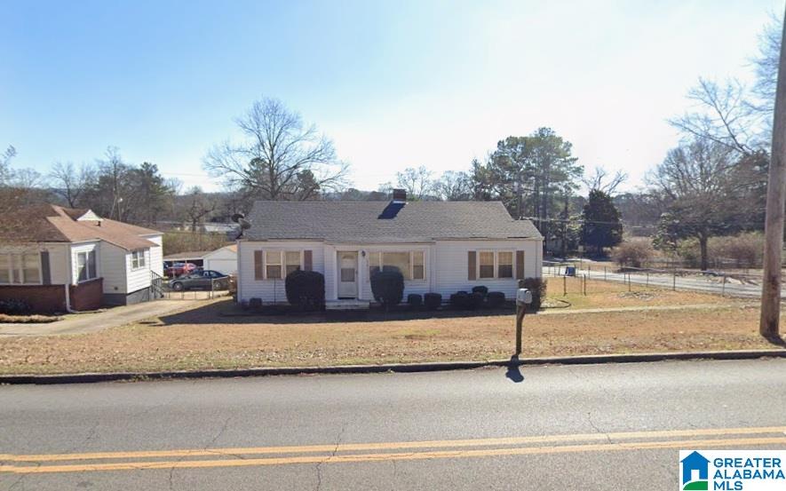340 Woodward Road — photo