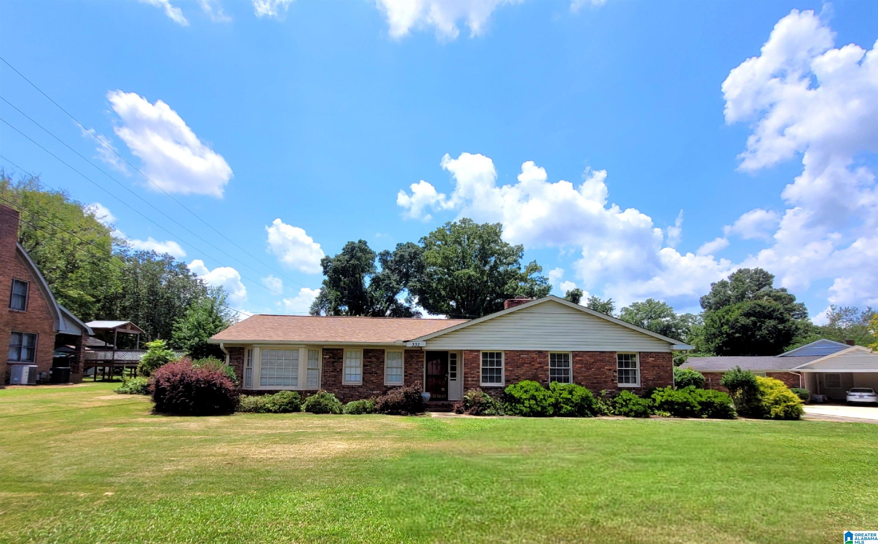 332 Moorefield Drive — photo