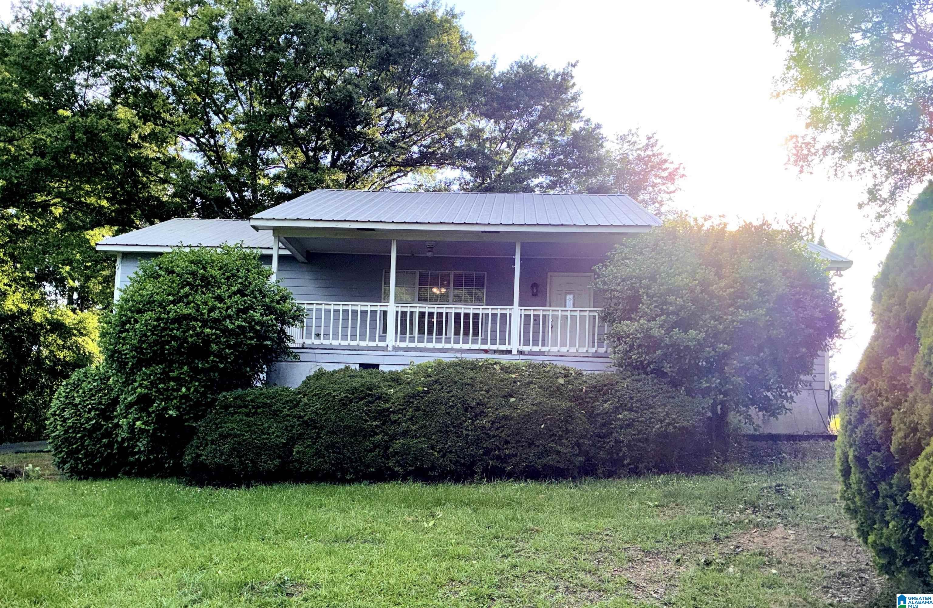 100 Cricket Lane — photo