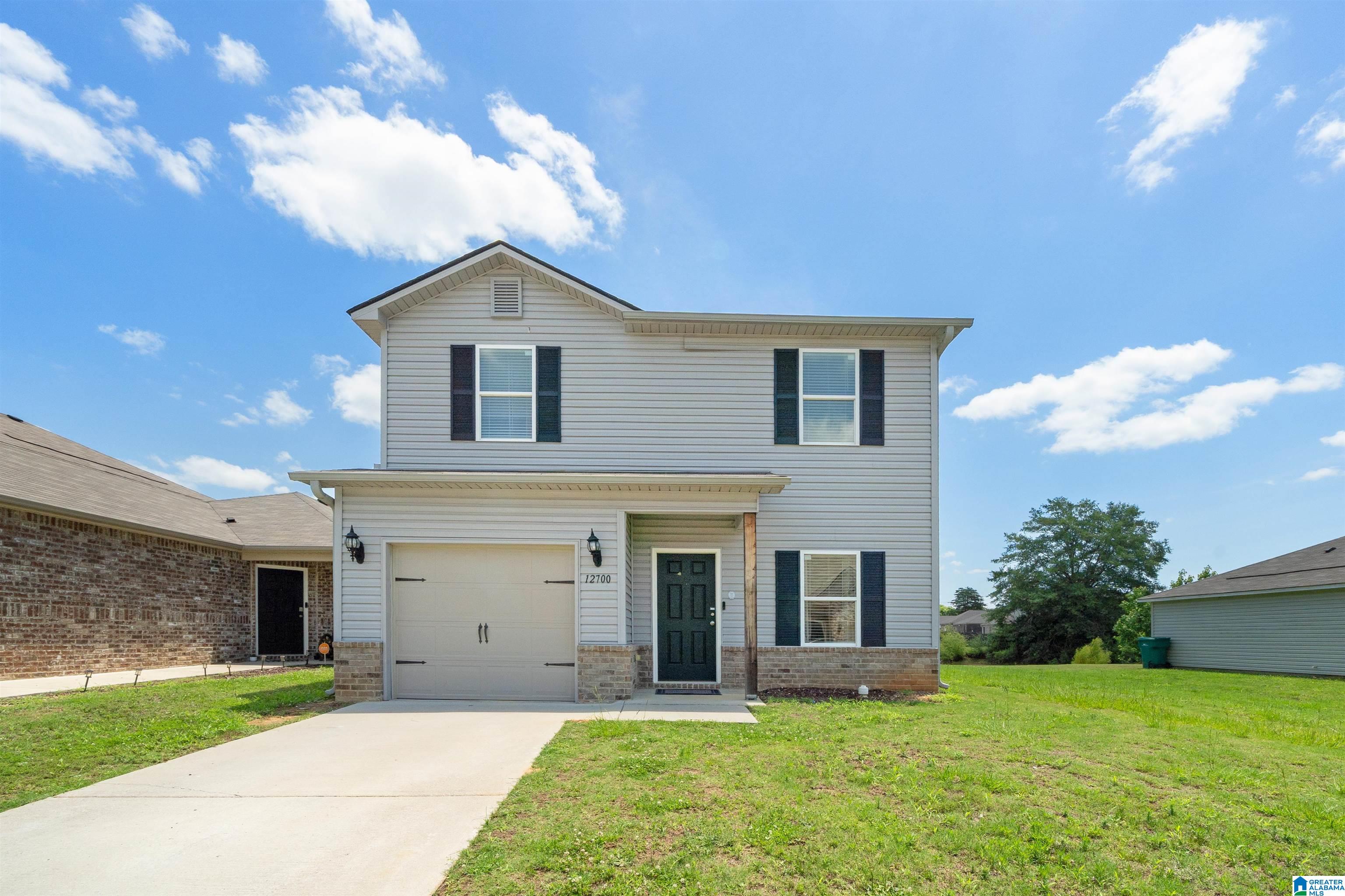 12700 Waterbury Way — photo