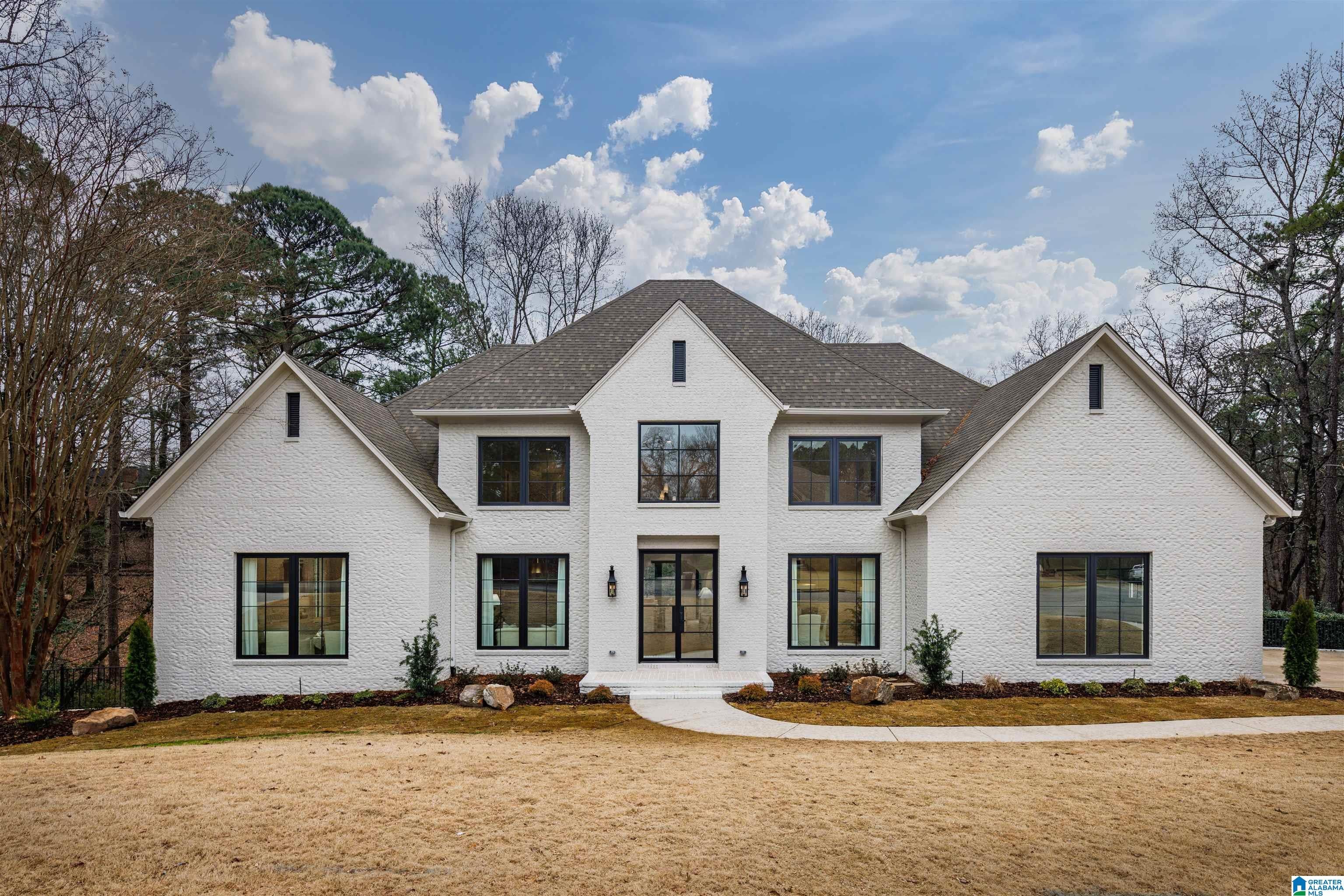 2105 Longleaf Circle — photo