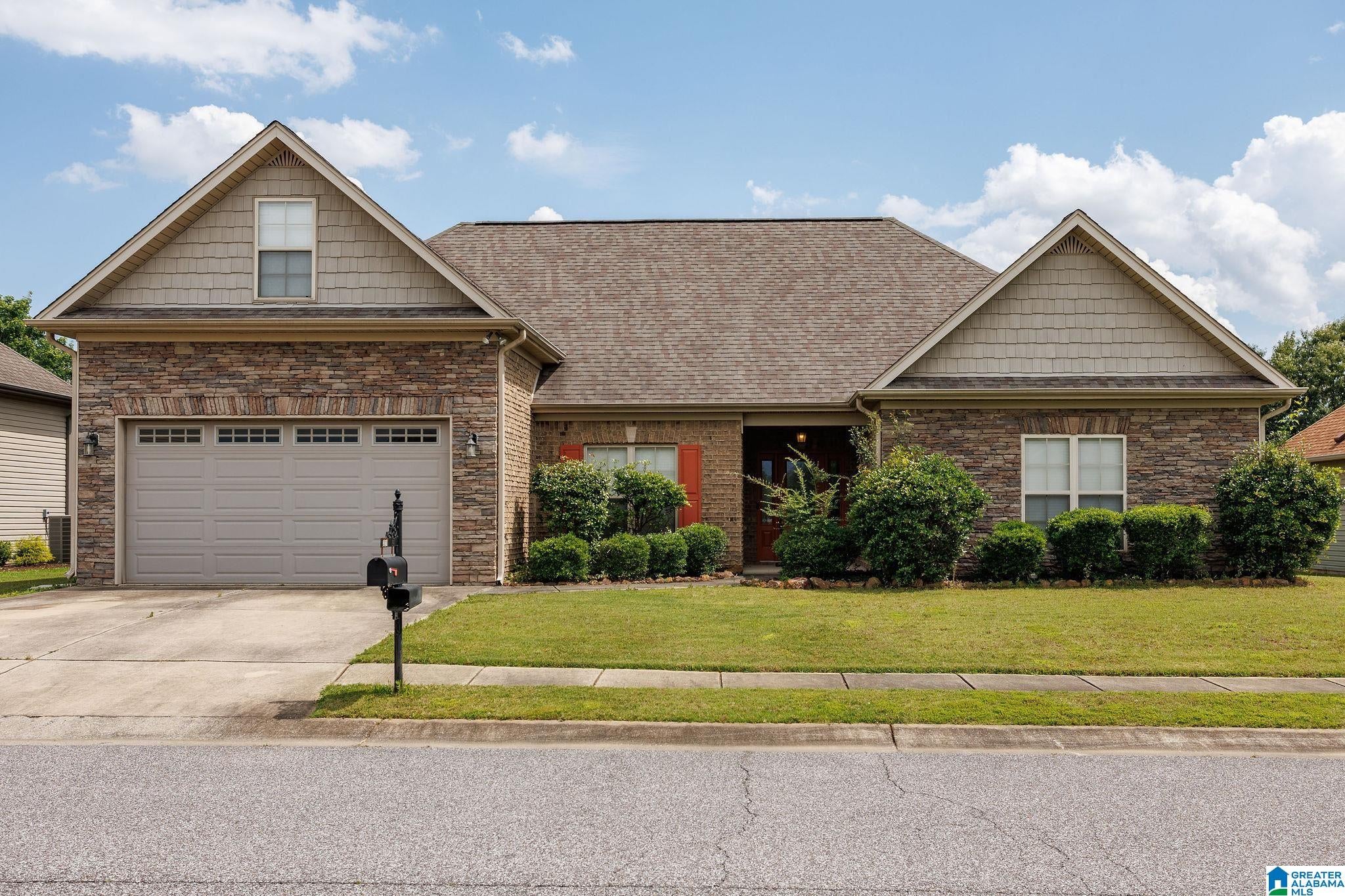 121 Waterford Cove Drive — photo