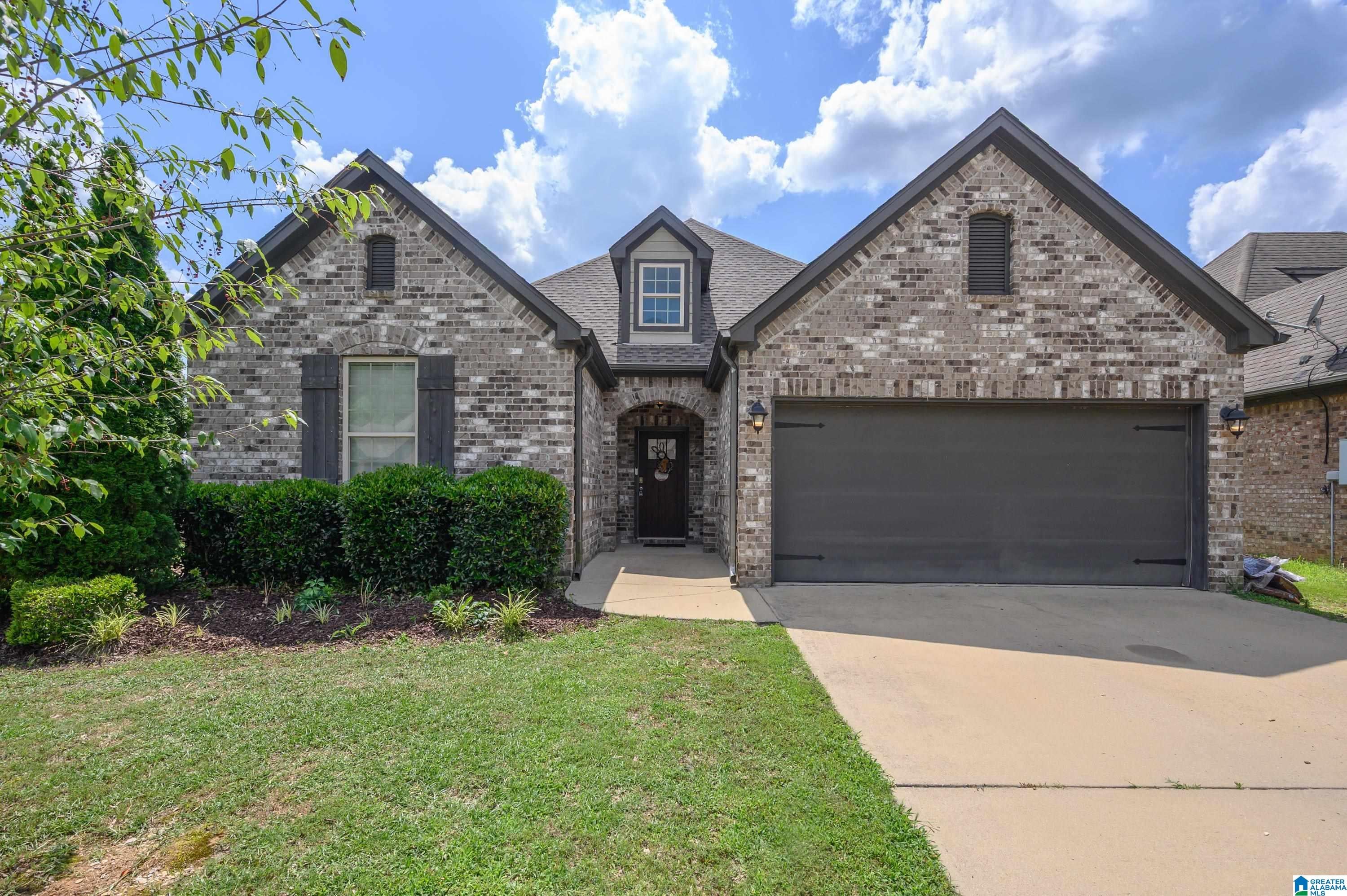 1045 Pine Valley Drive — photo