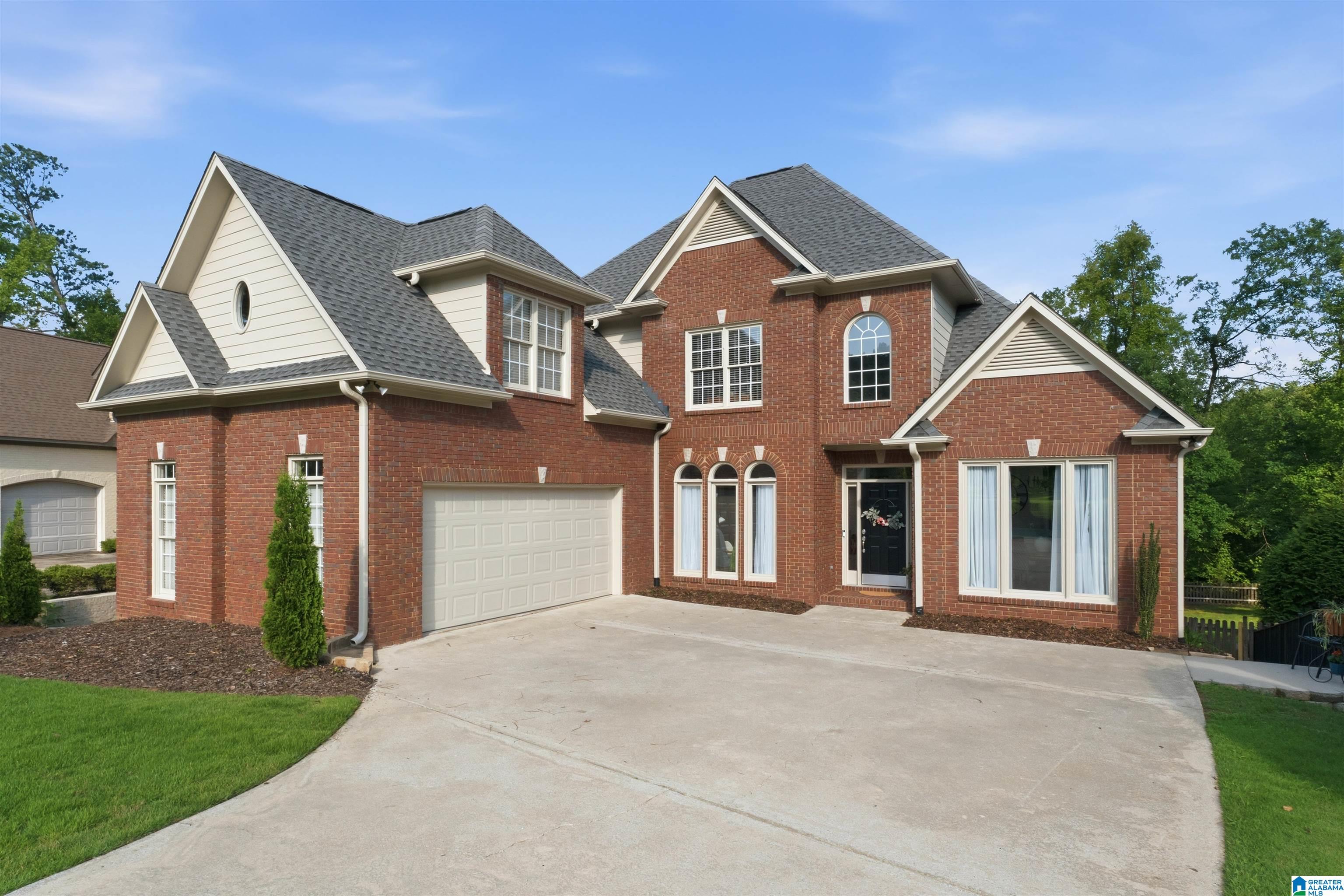 1048 Grove Park Way — photo
