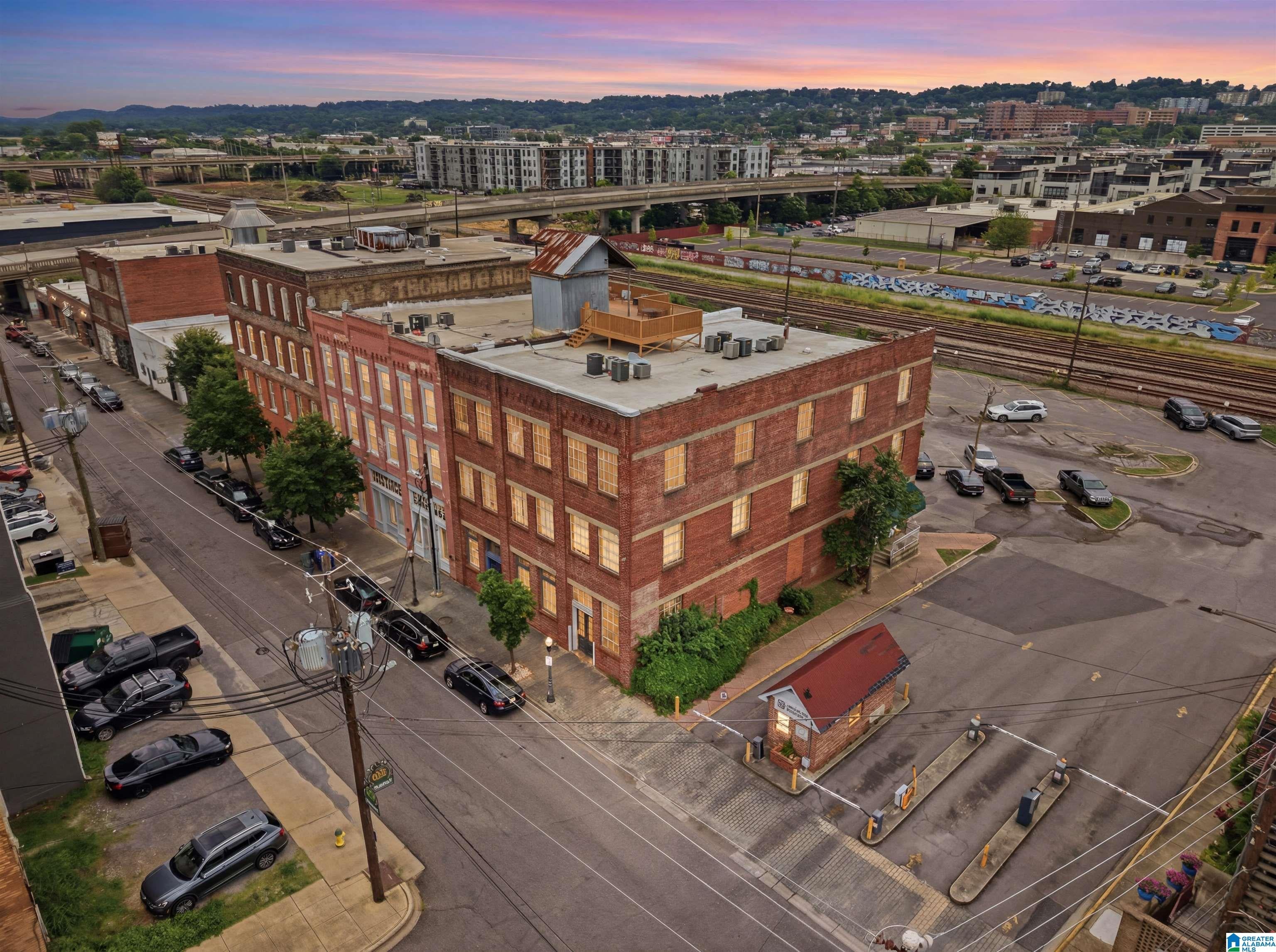 2301 Morris Avenue 207 — photo