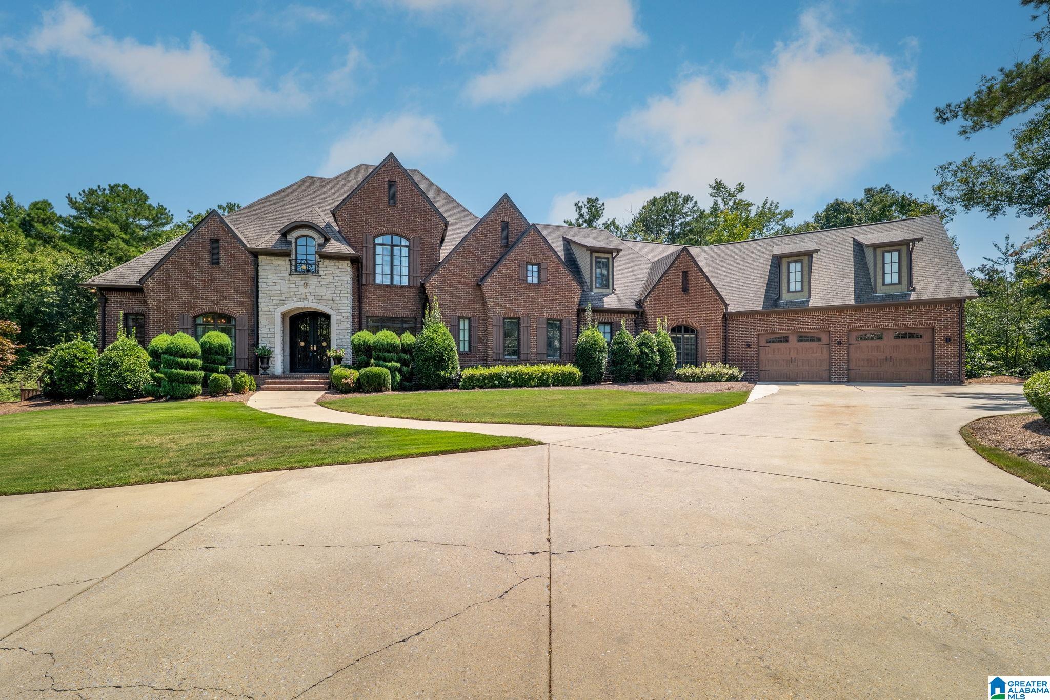 1405 Sutherland Place — photo