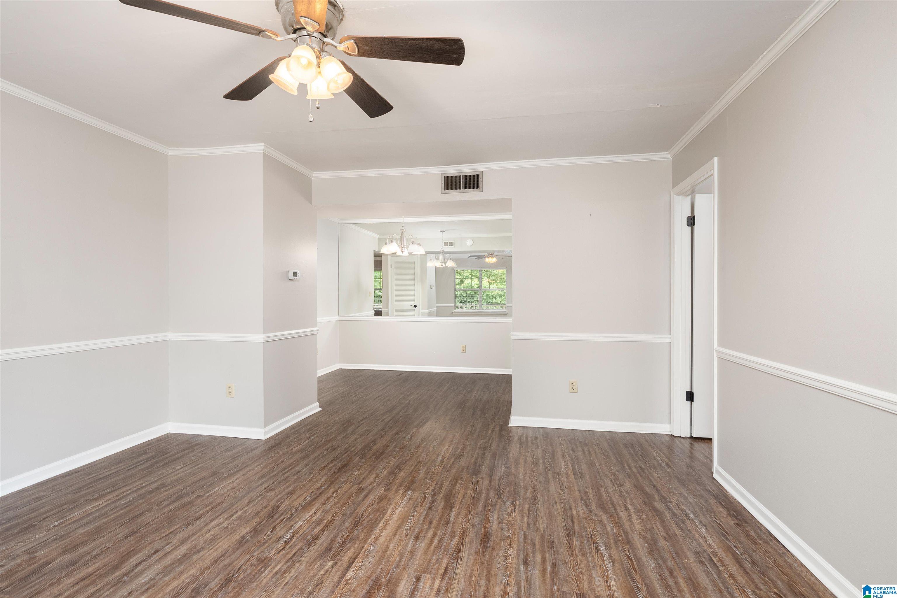 1813 Hackberry Lane 10 — photo