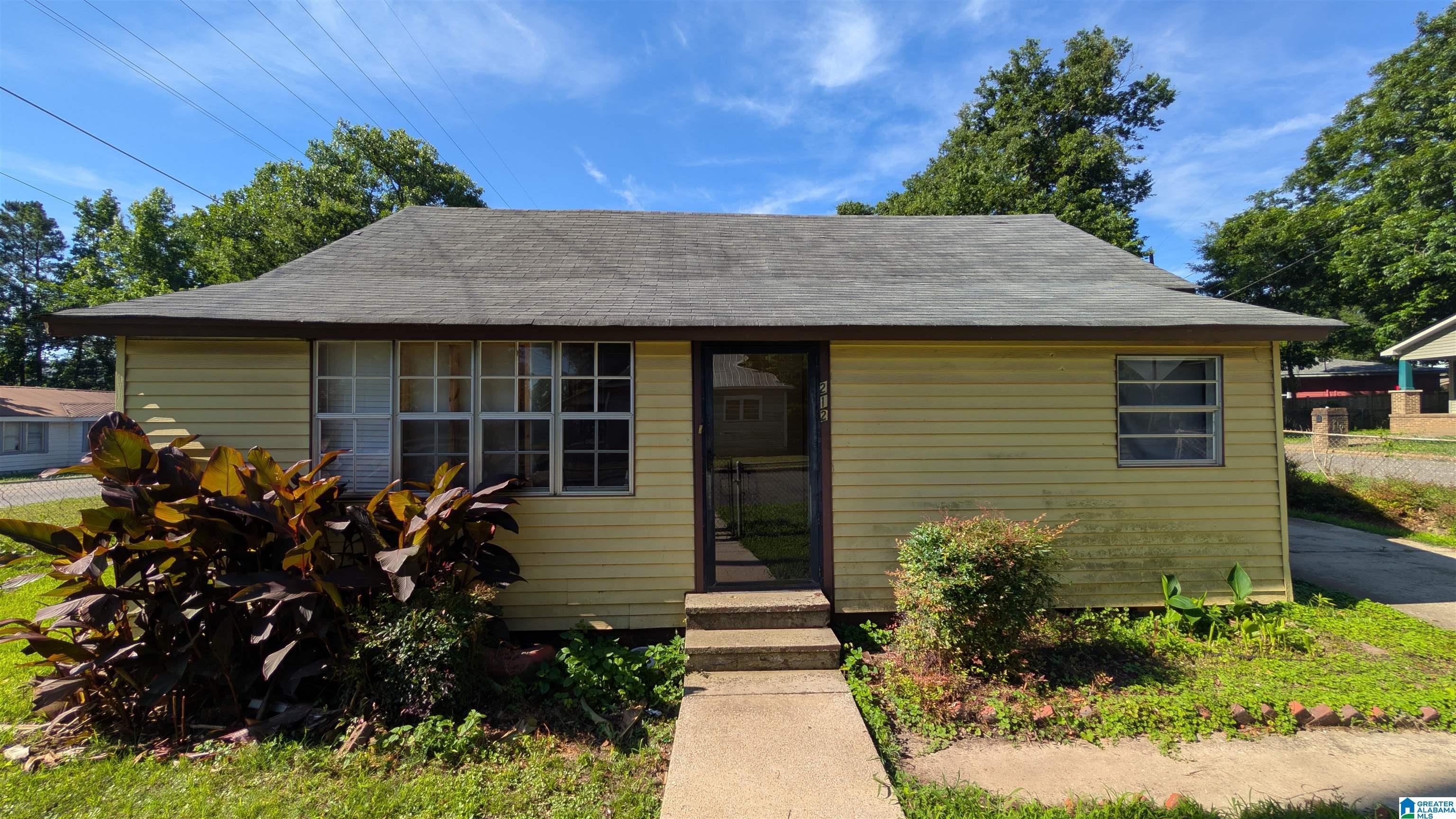 212 Morgan Road — photo