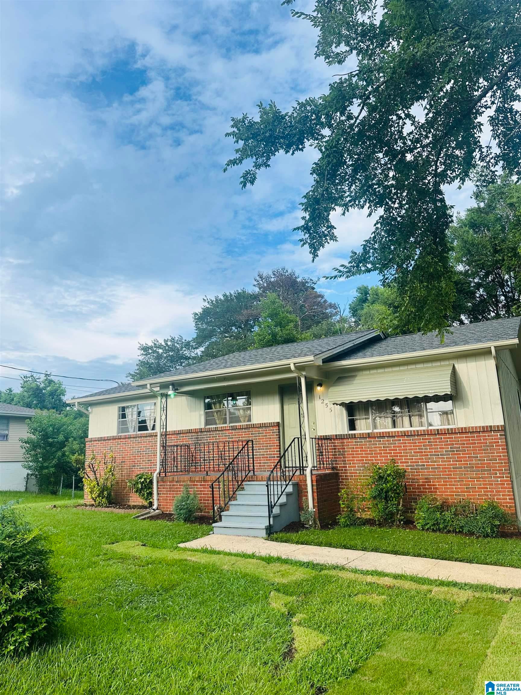 1255 Tuckawanna Drive — photo
