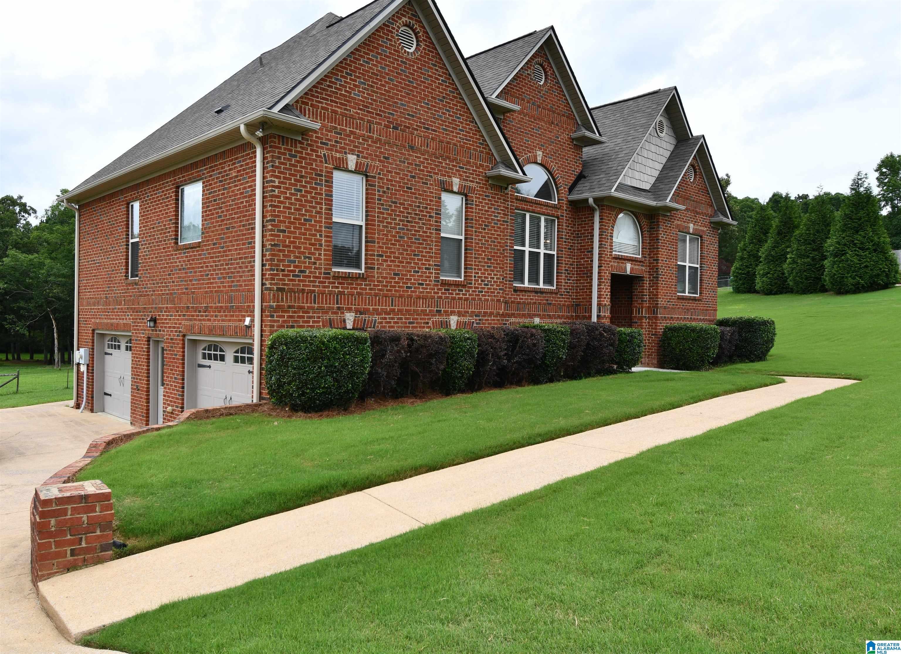 78 Village Trace Drive — photo