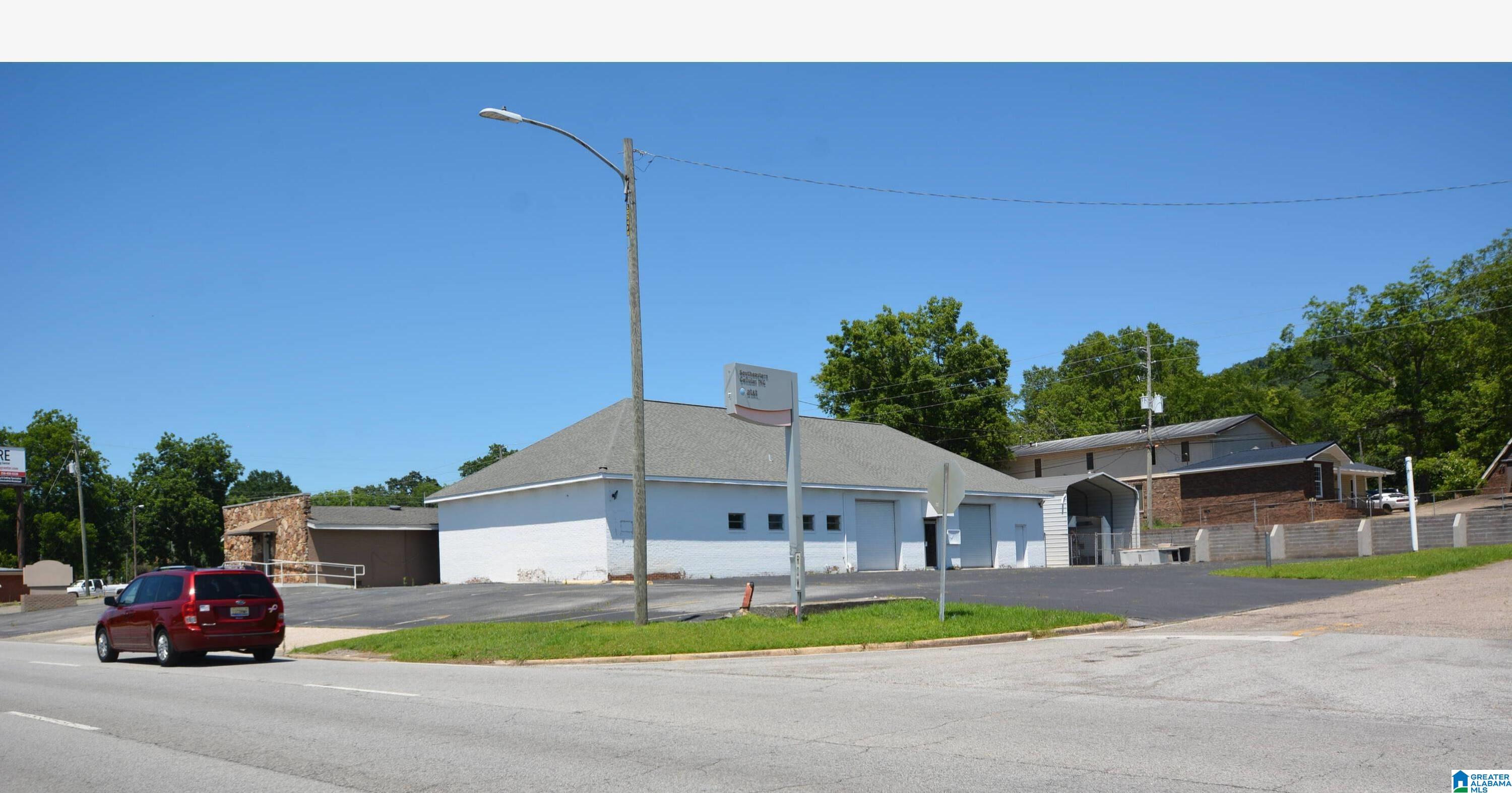 911 S Quintard Avenue — photo