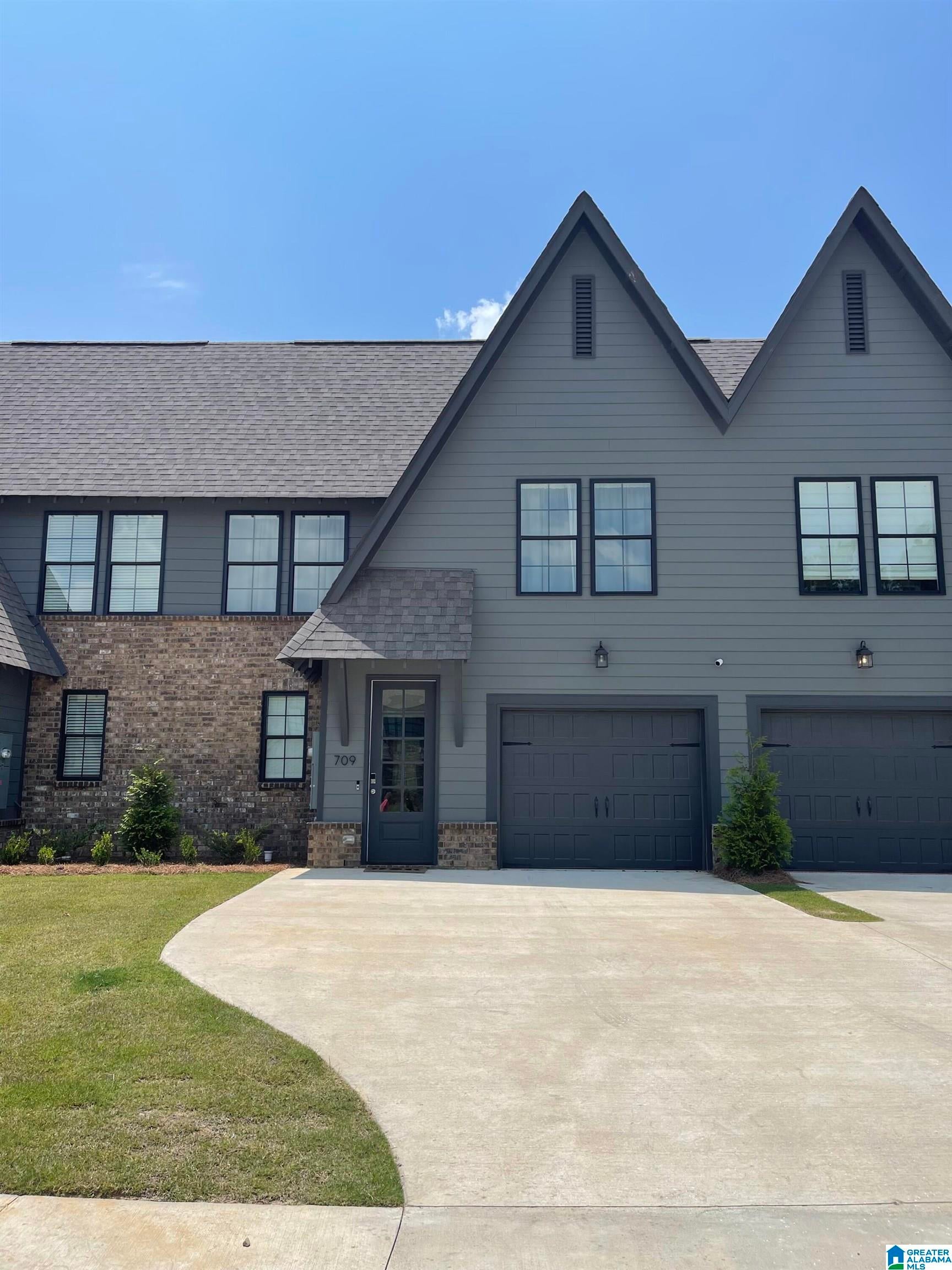 709 Cyprus Cove Drive — photo