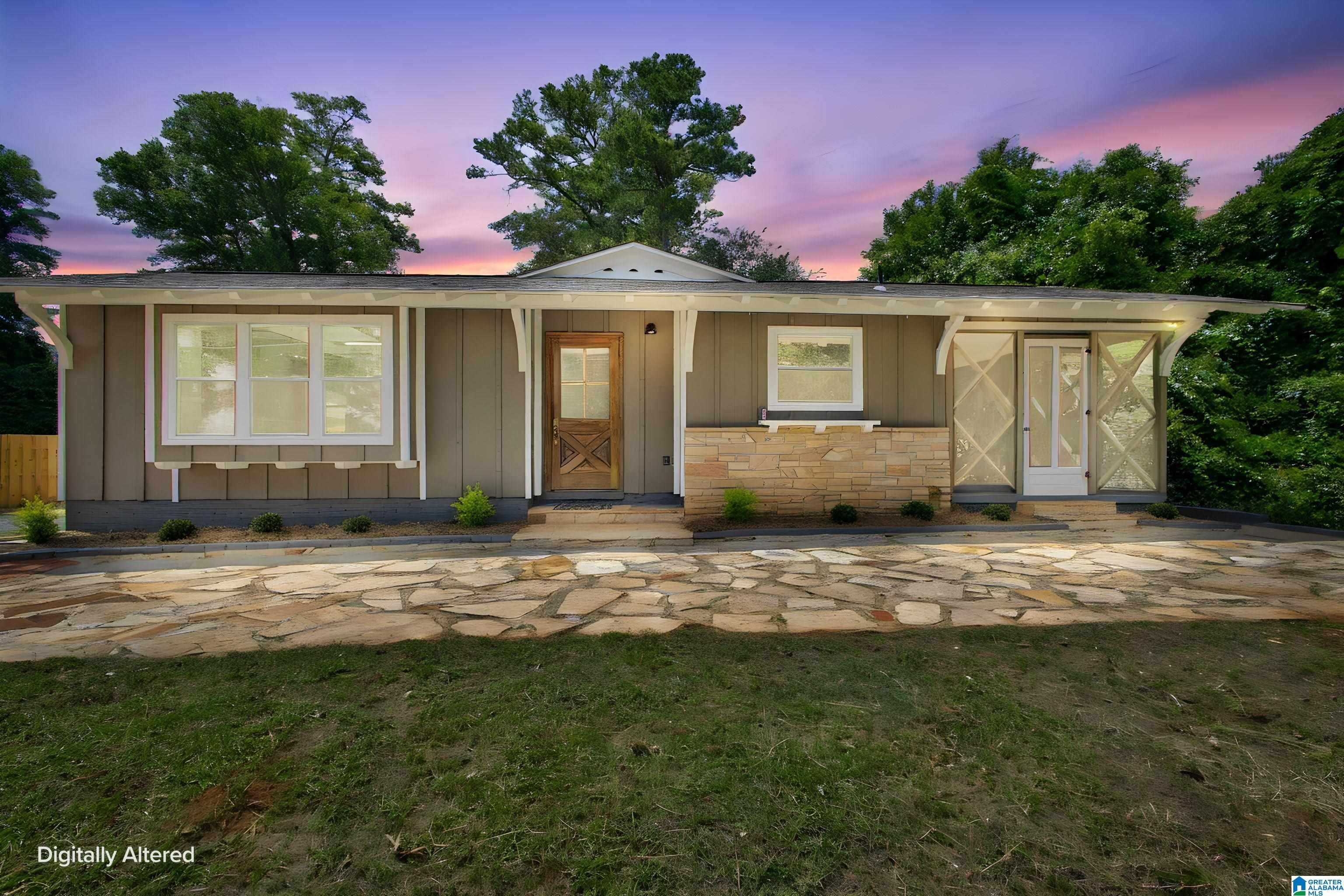 1321 Oak Street — photo