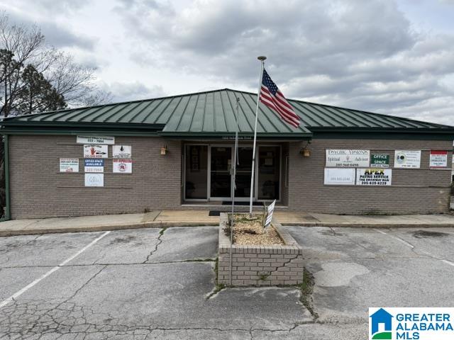 9365 Helena Road — photo