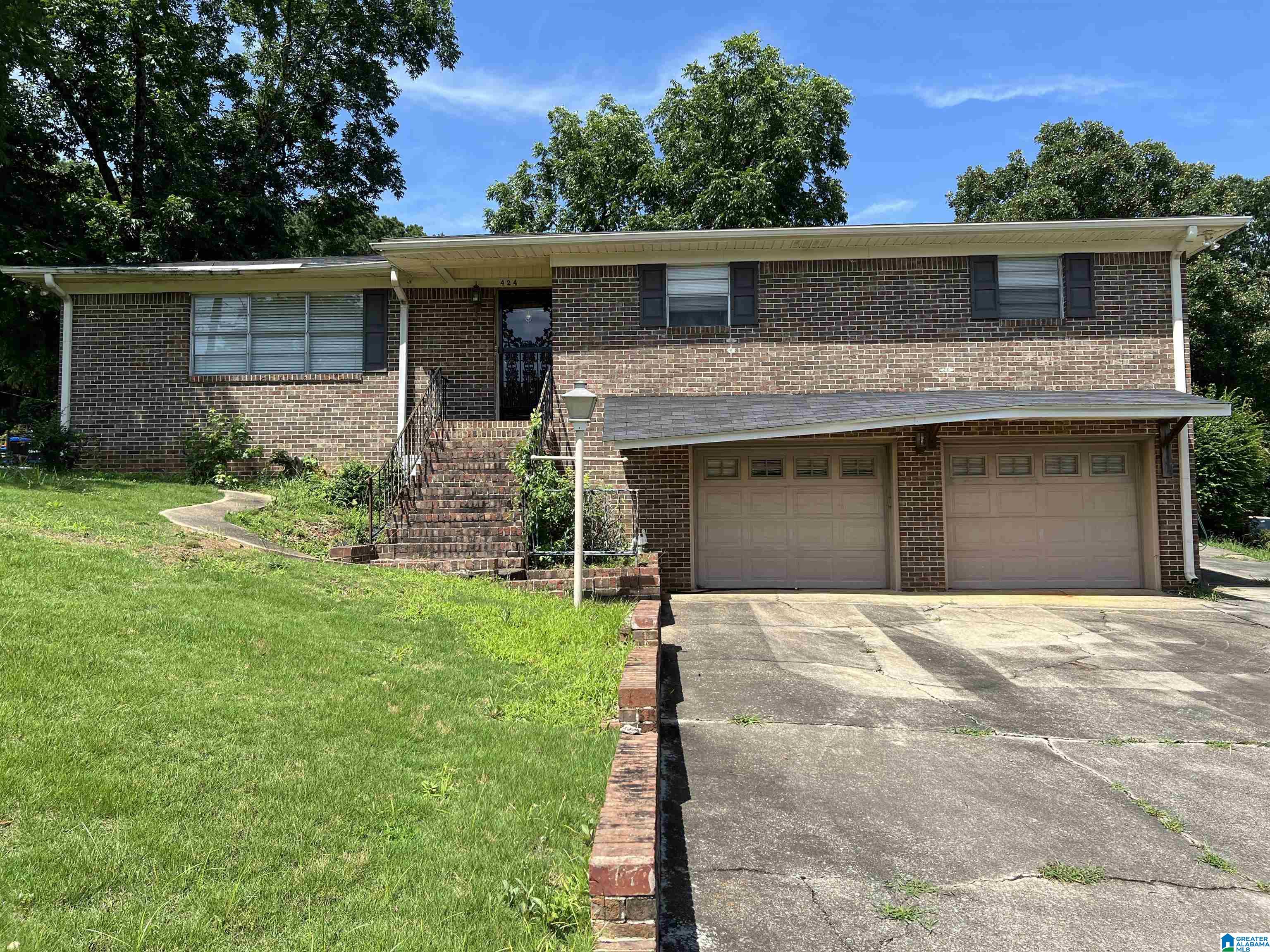 424 Daniel Drive — photo