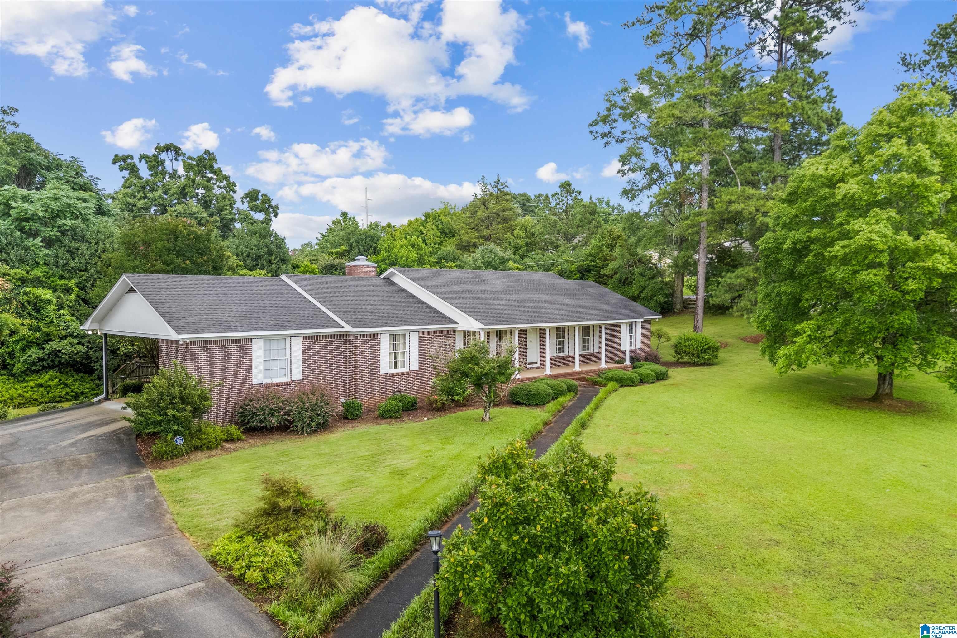 1001 Shady Lane Circle — photo
