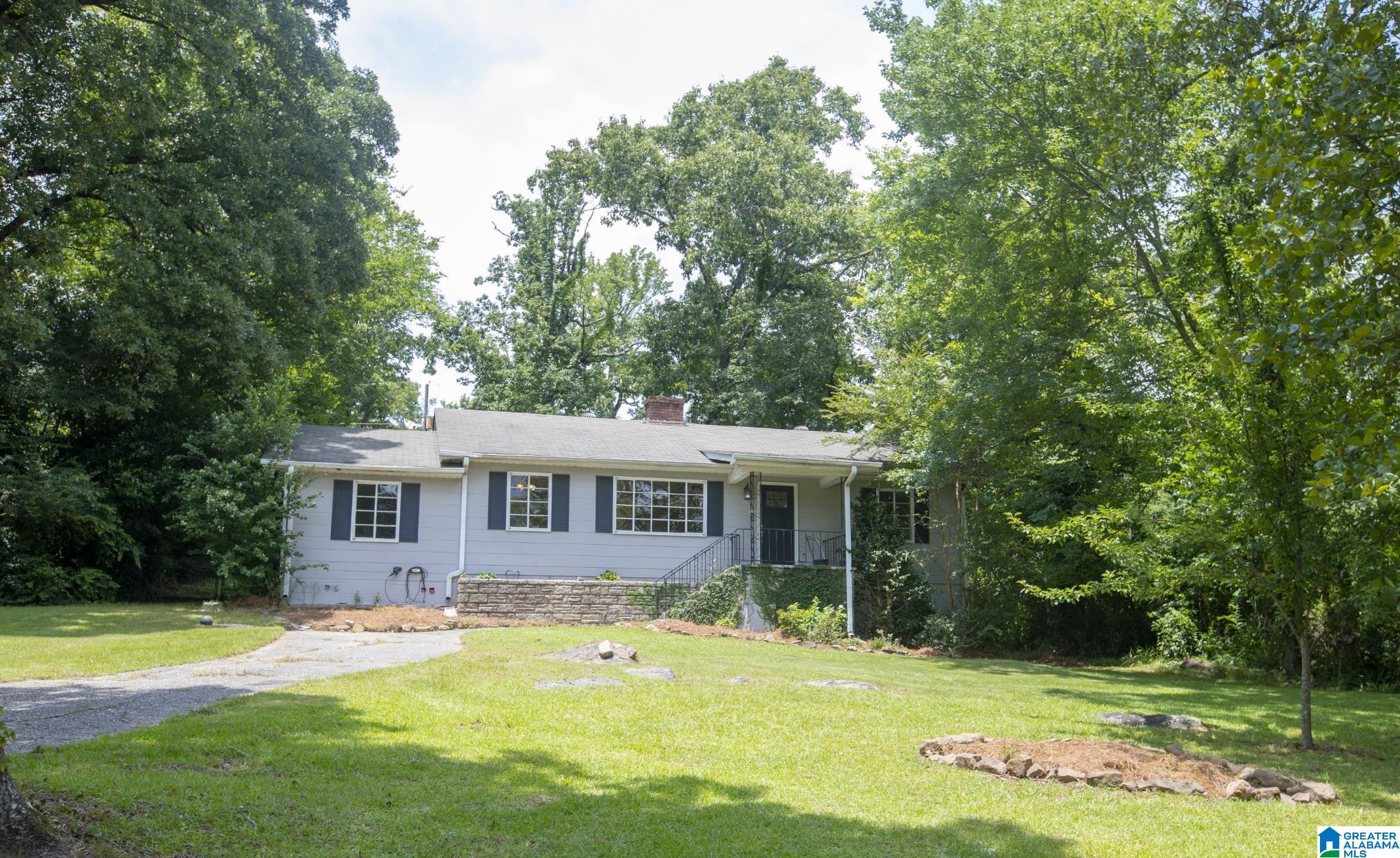 1520 Holly Road — photo