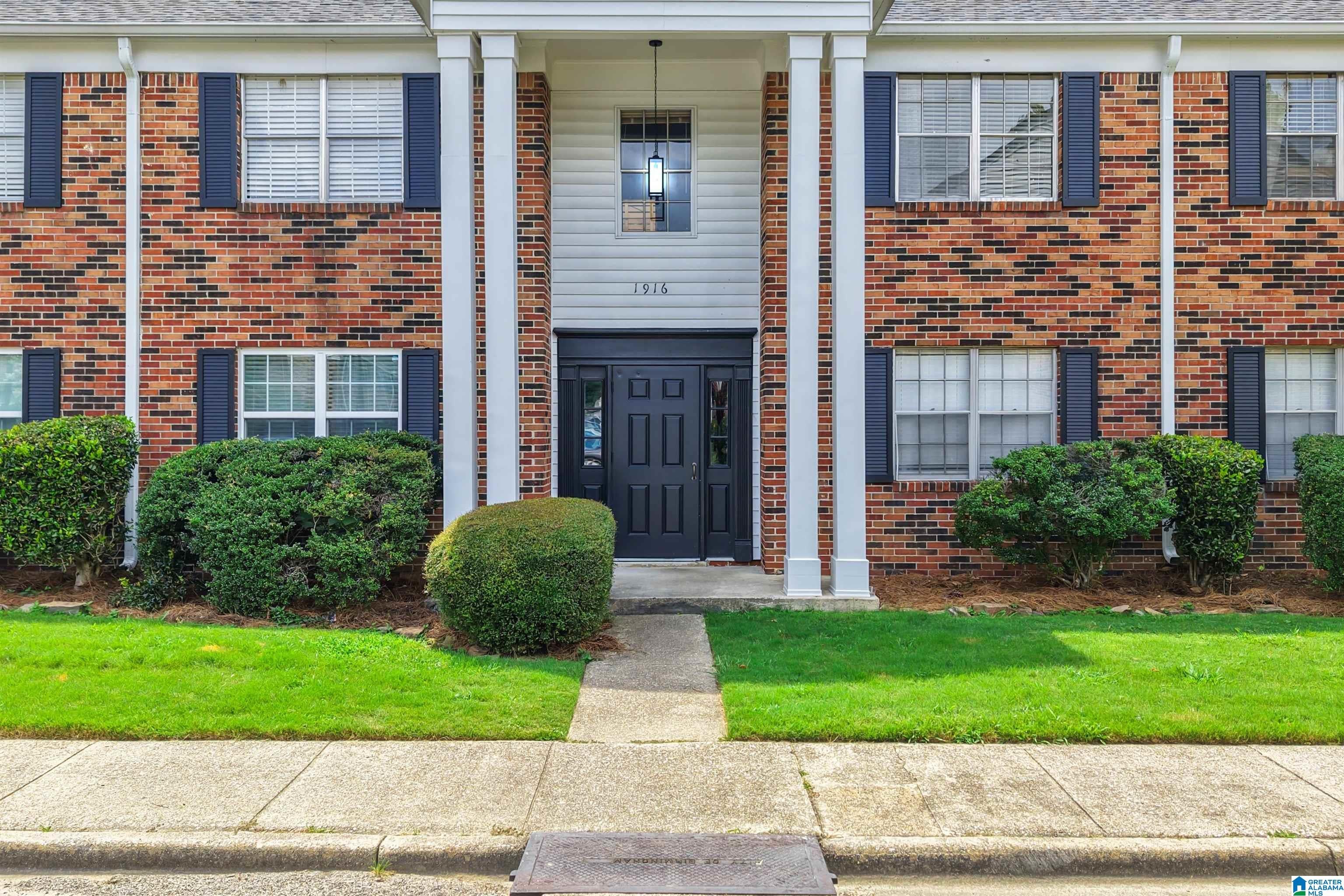1916 Shades Cliff Terrace B — photo