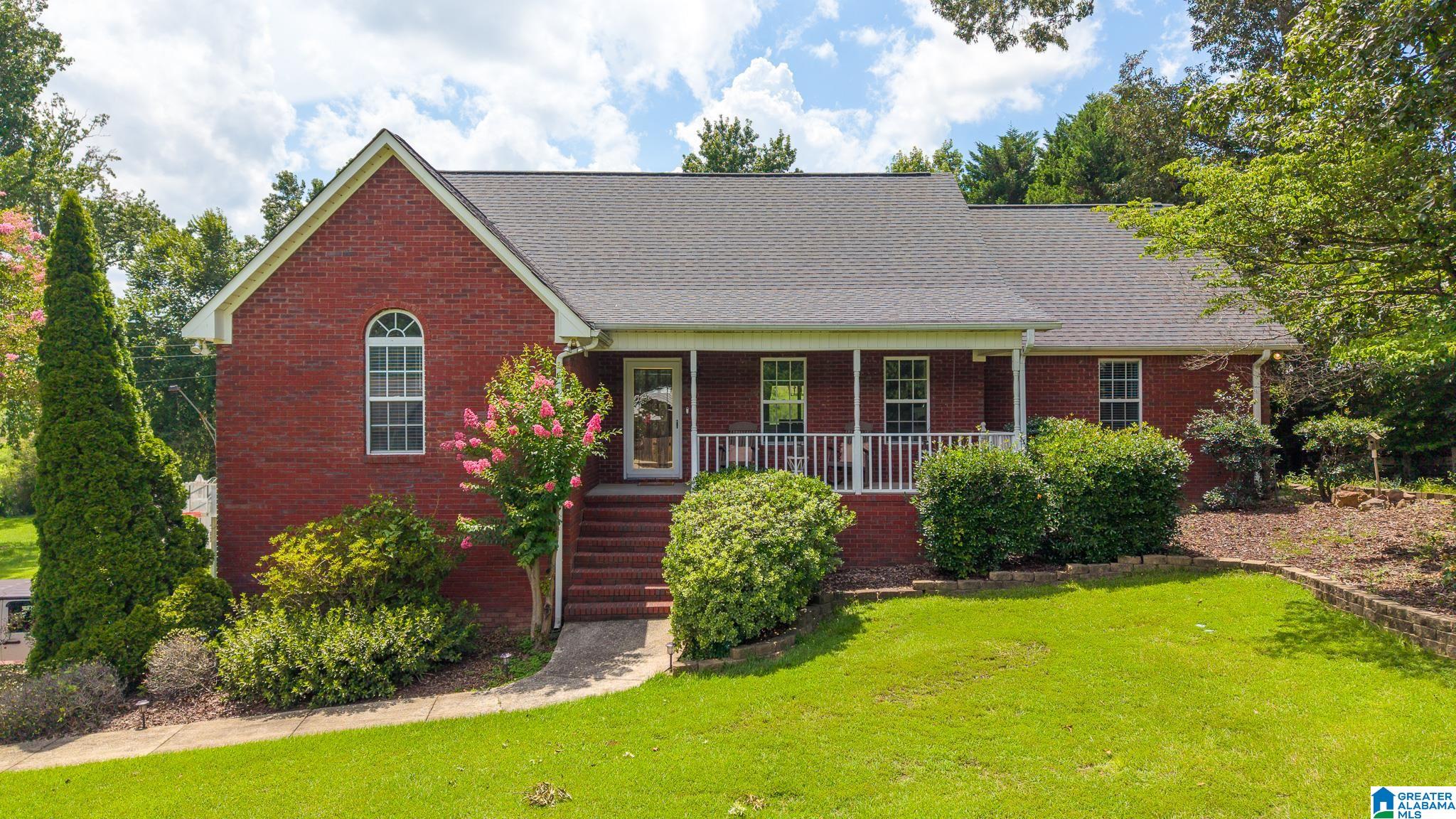 680 Riverview Drive — photo