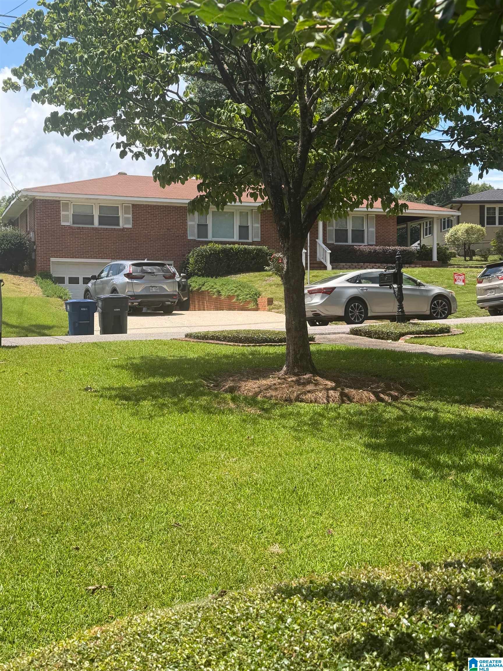122 Dew Drive — photo