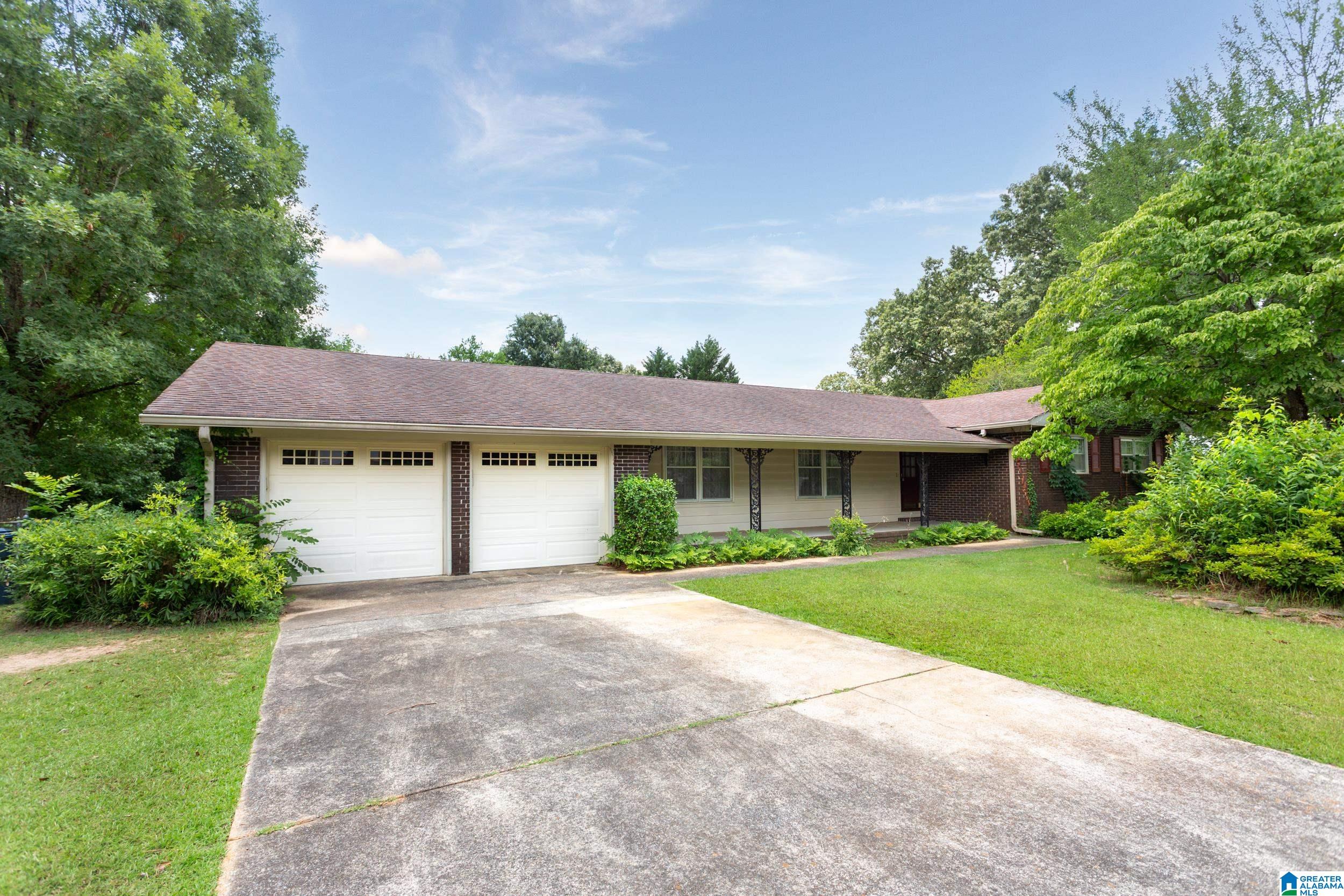 3916 Lee Drive — photo