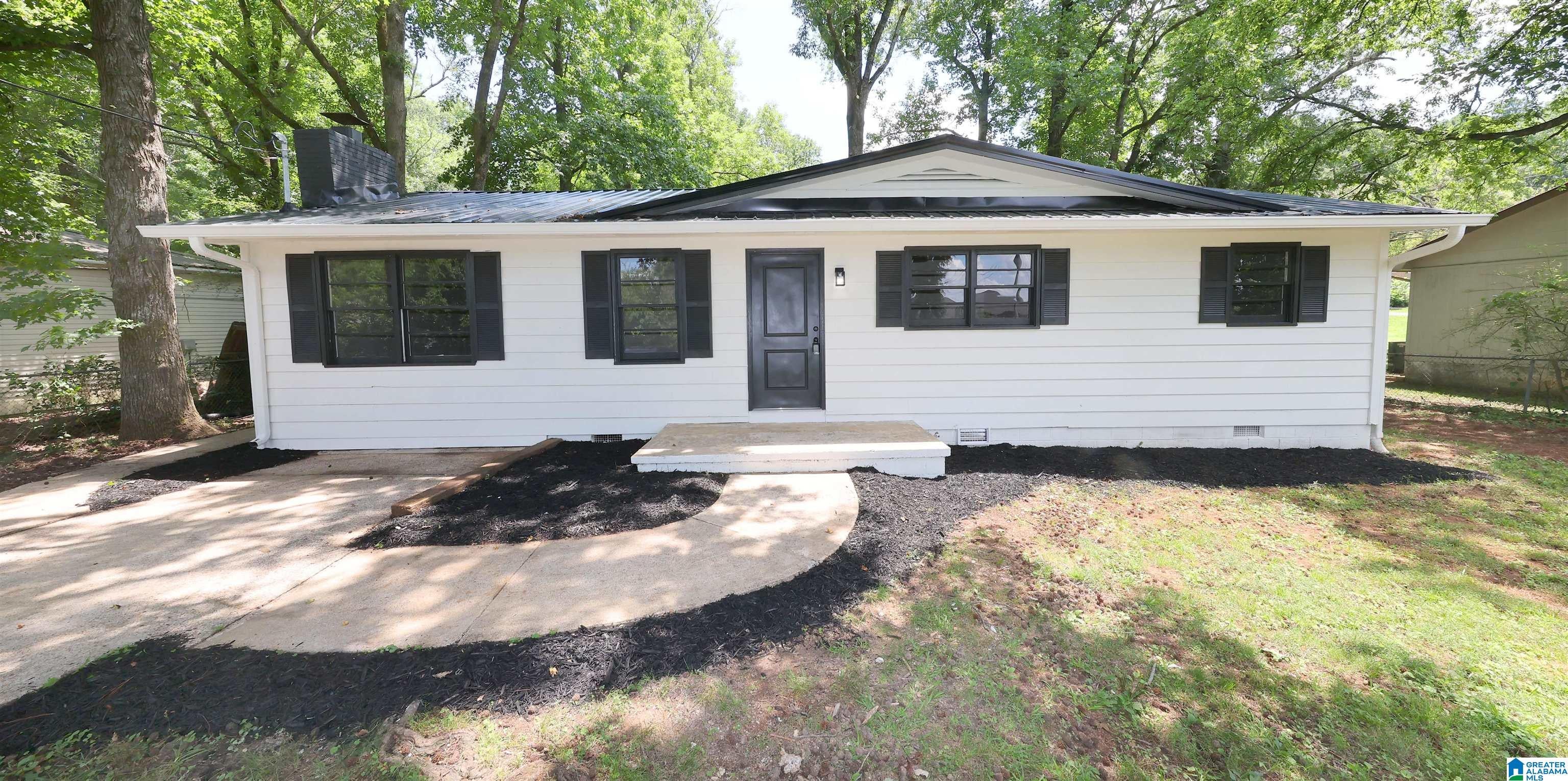 1001 Kay Drive SW — photo