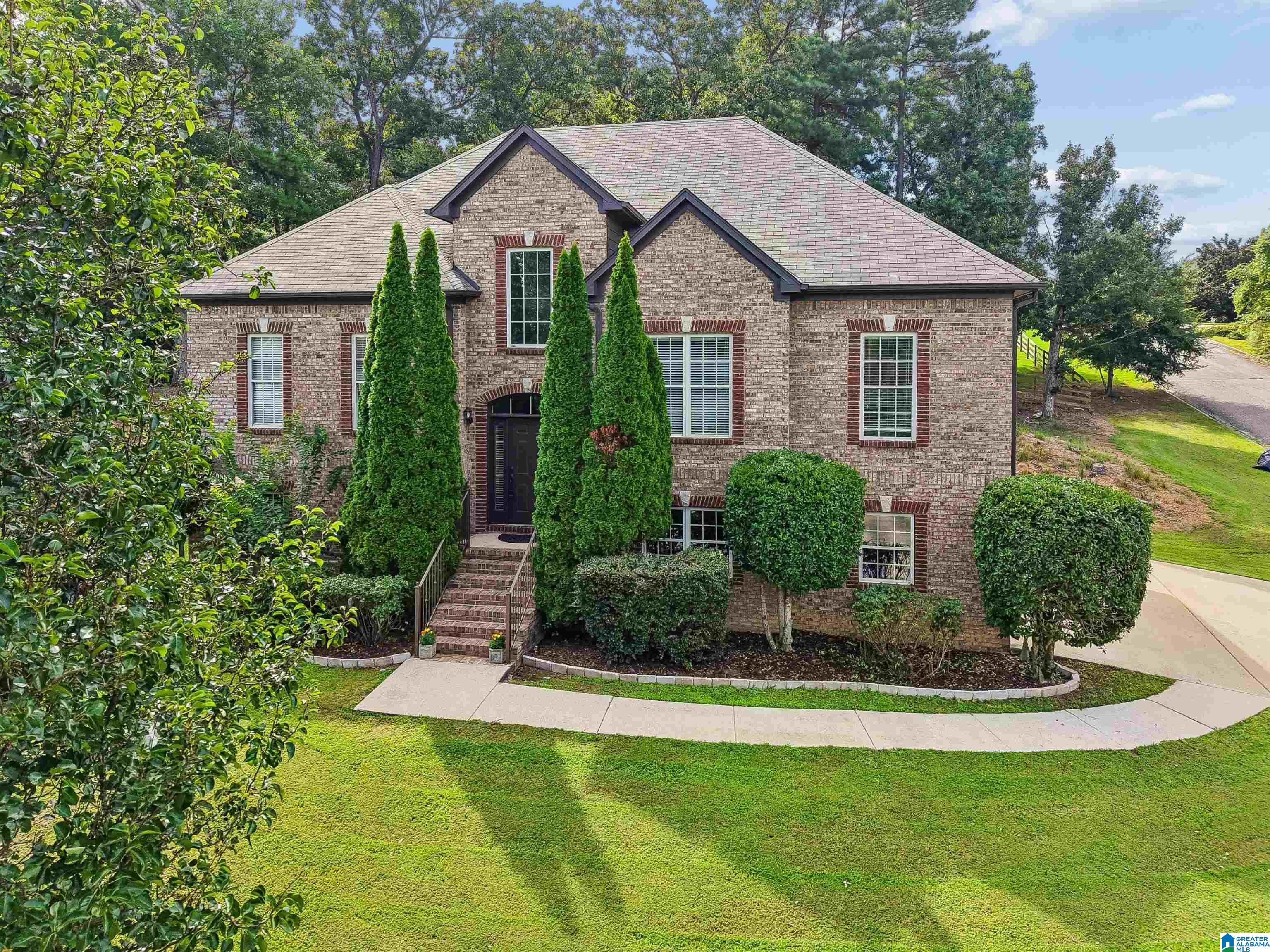 216 Falliston Ridge Circle, Helena, AL 35080