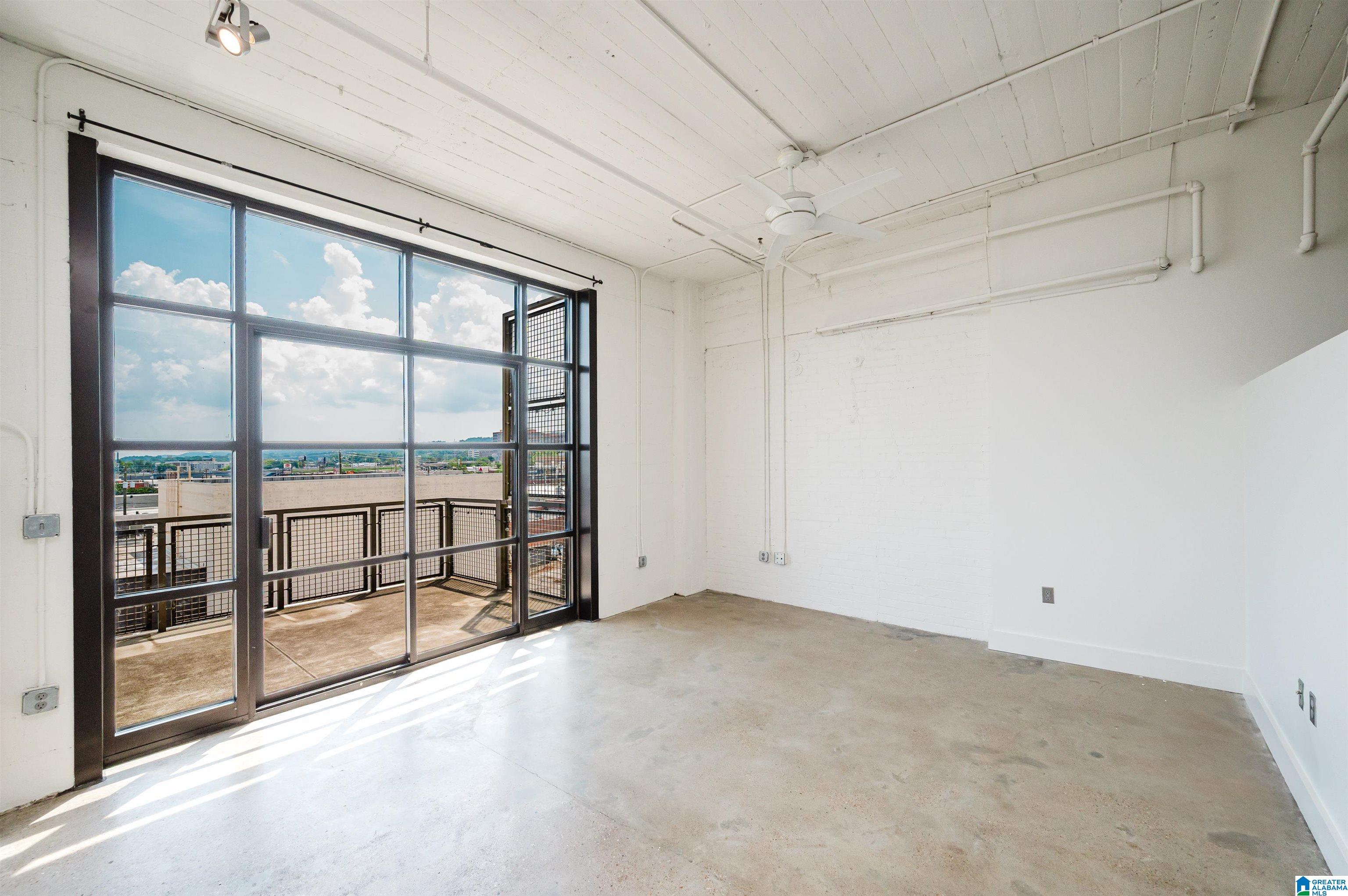 2201 5th Avenue 406 — photo