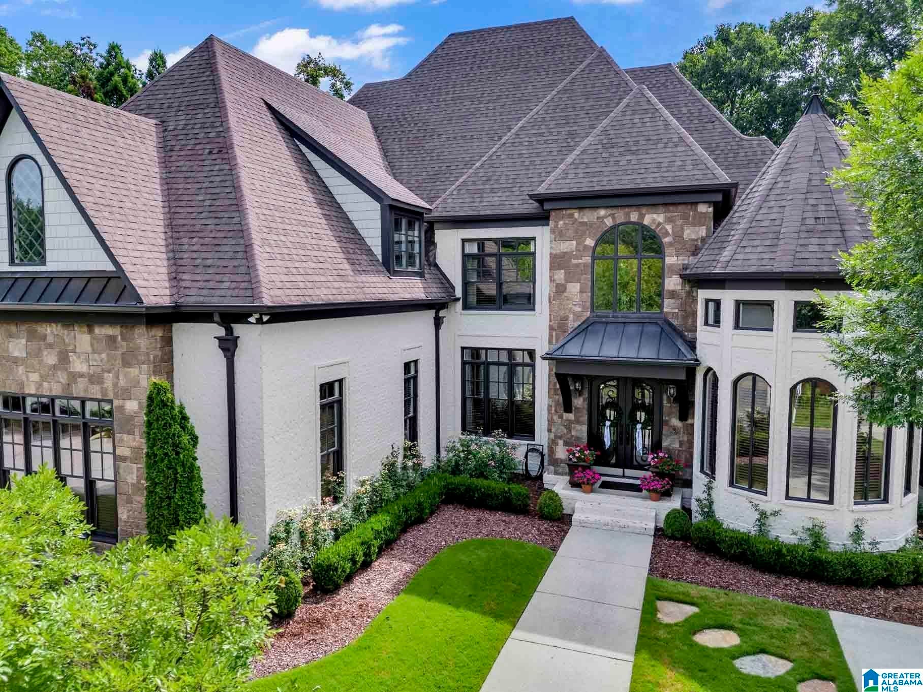 833 Mountainview Drive — photo