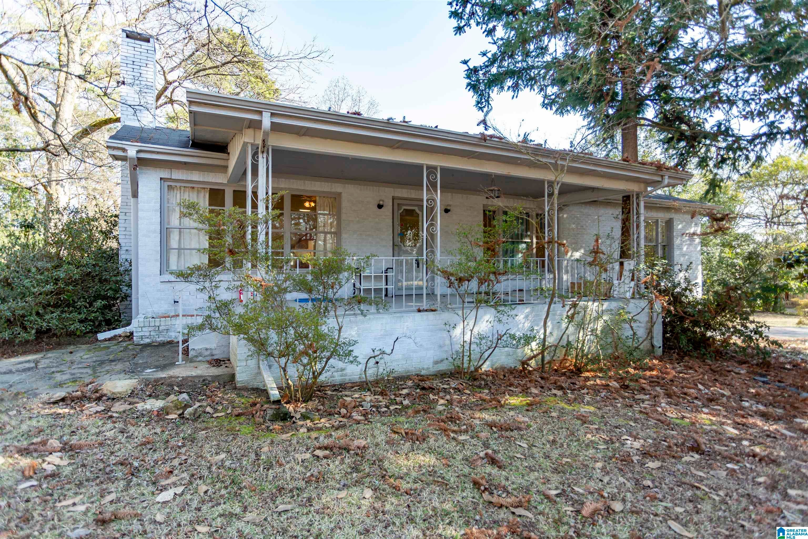 2123 Pine Lane — photo