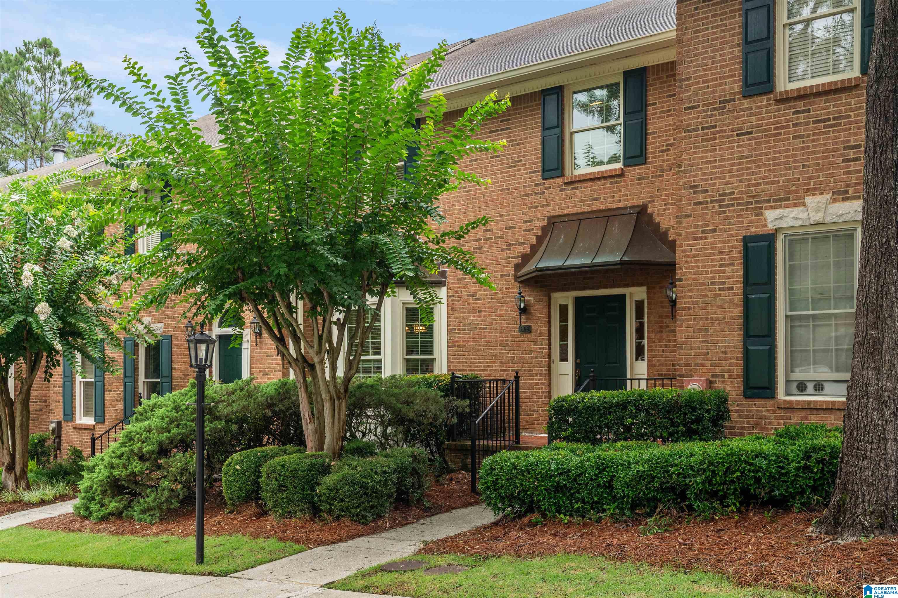 909 Chestnut Oaks Circle — photo