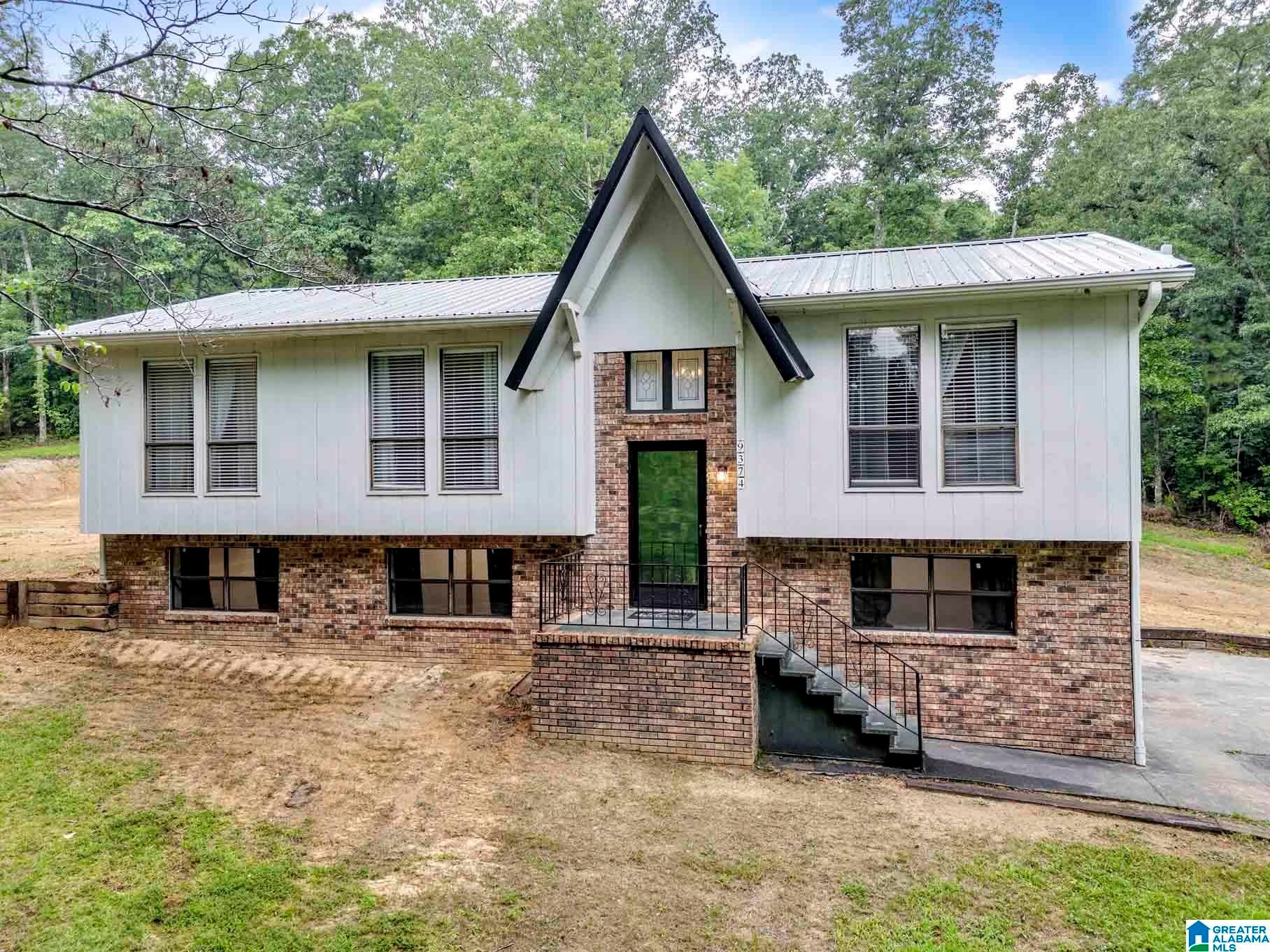 9374 Bagley Road — photo
