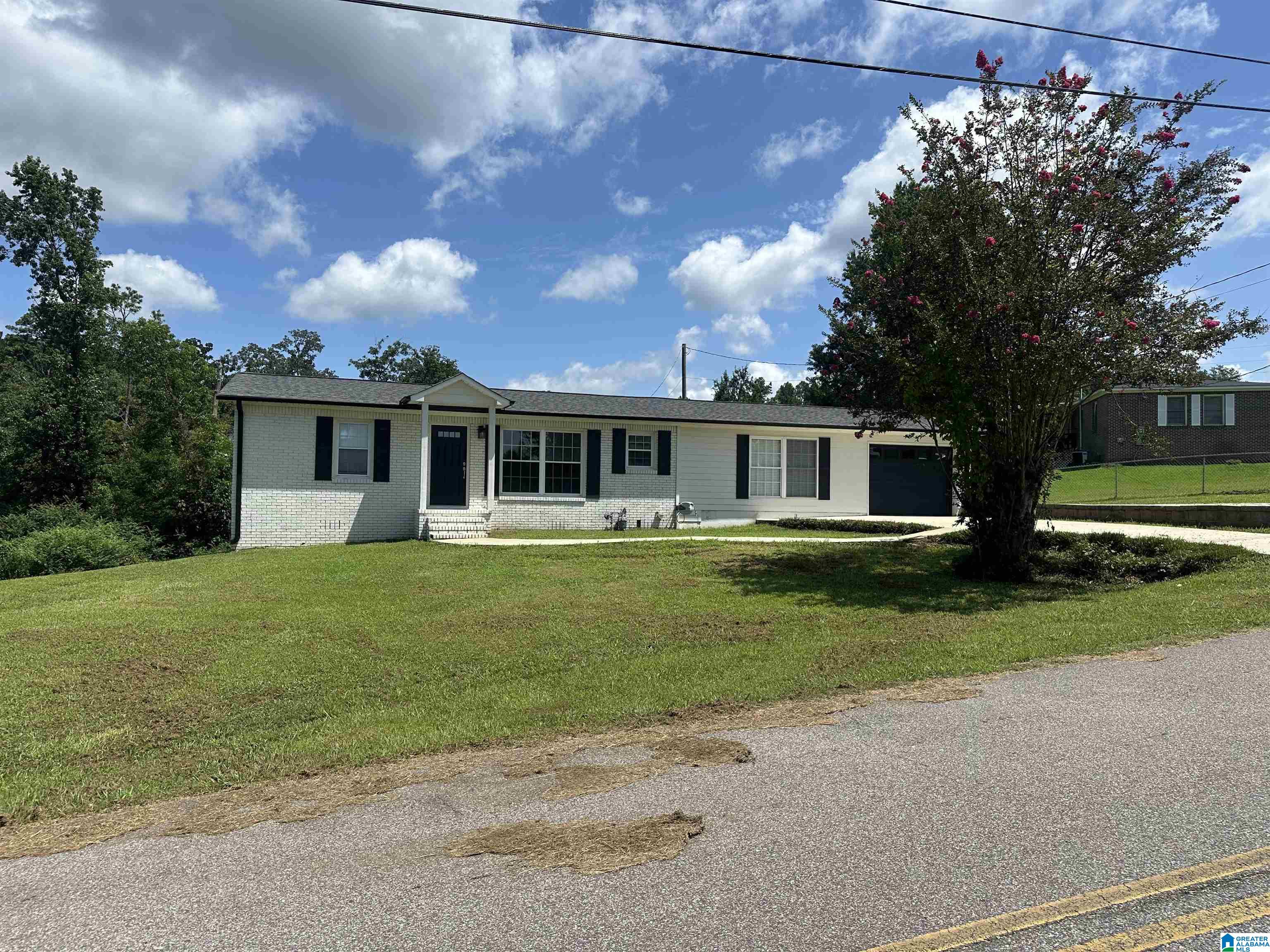 601 Lual Drive — photo