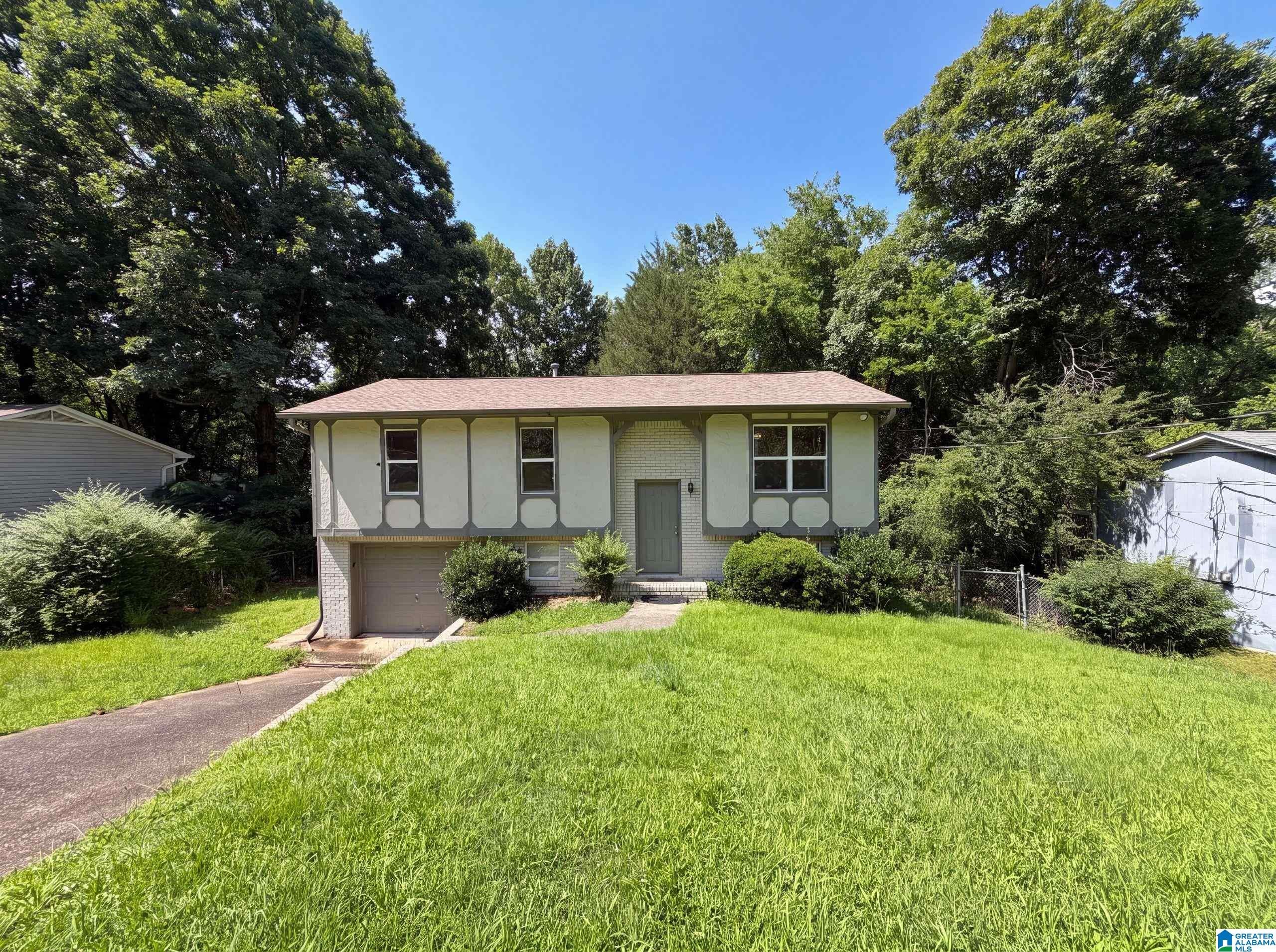 3108 Cobblestone Drive — photo
