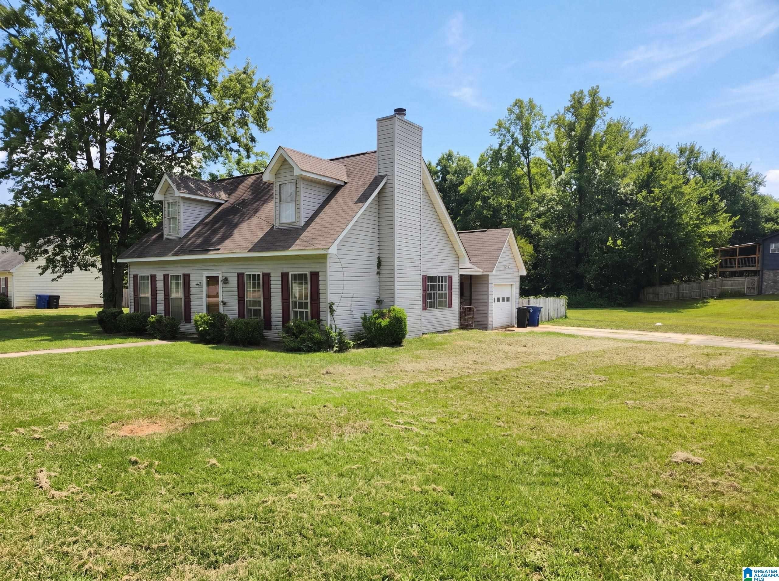 4334 Morningside Drive — photo
