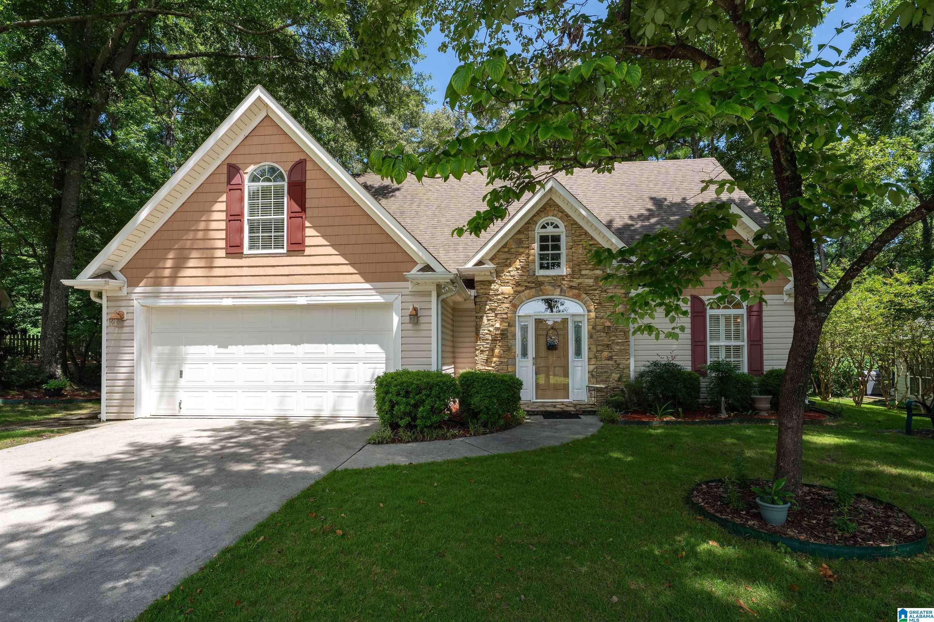 140 Greenfield Lane — photo