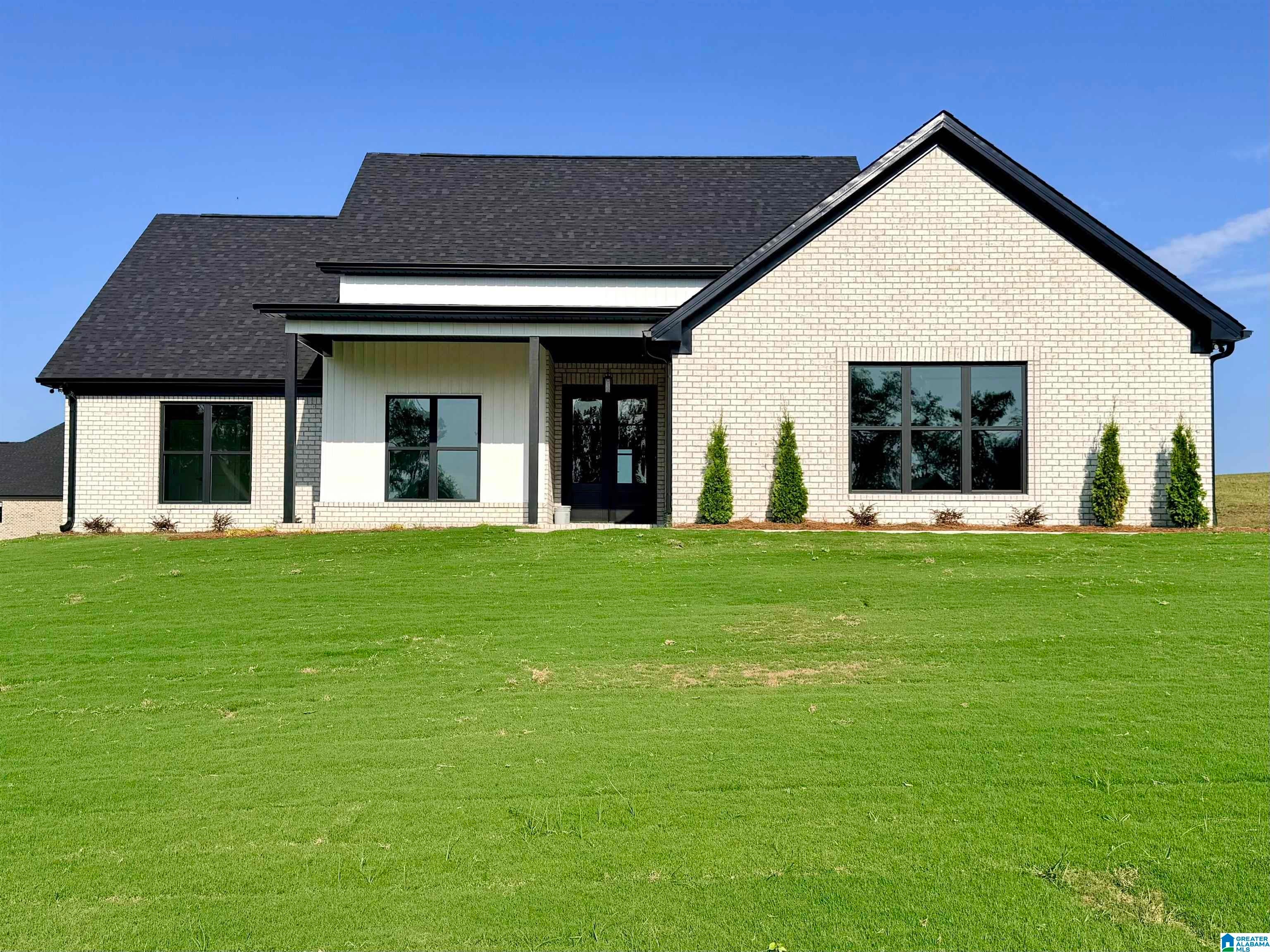 120 Crest Loop Road — photo