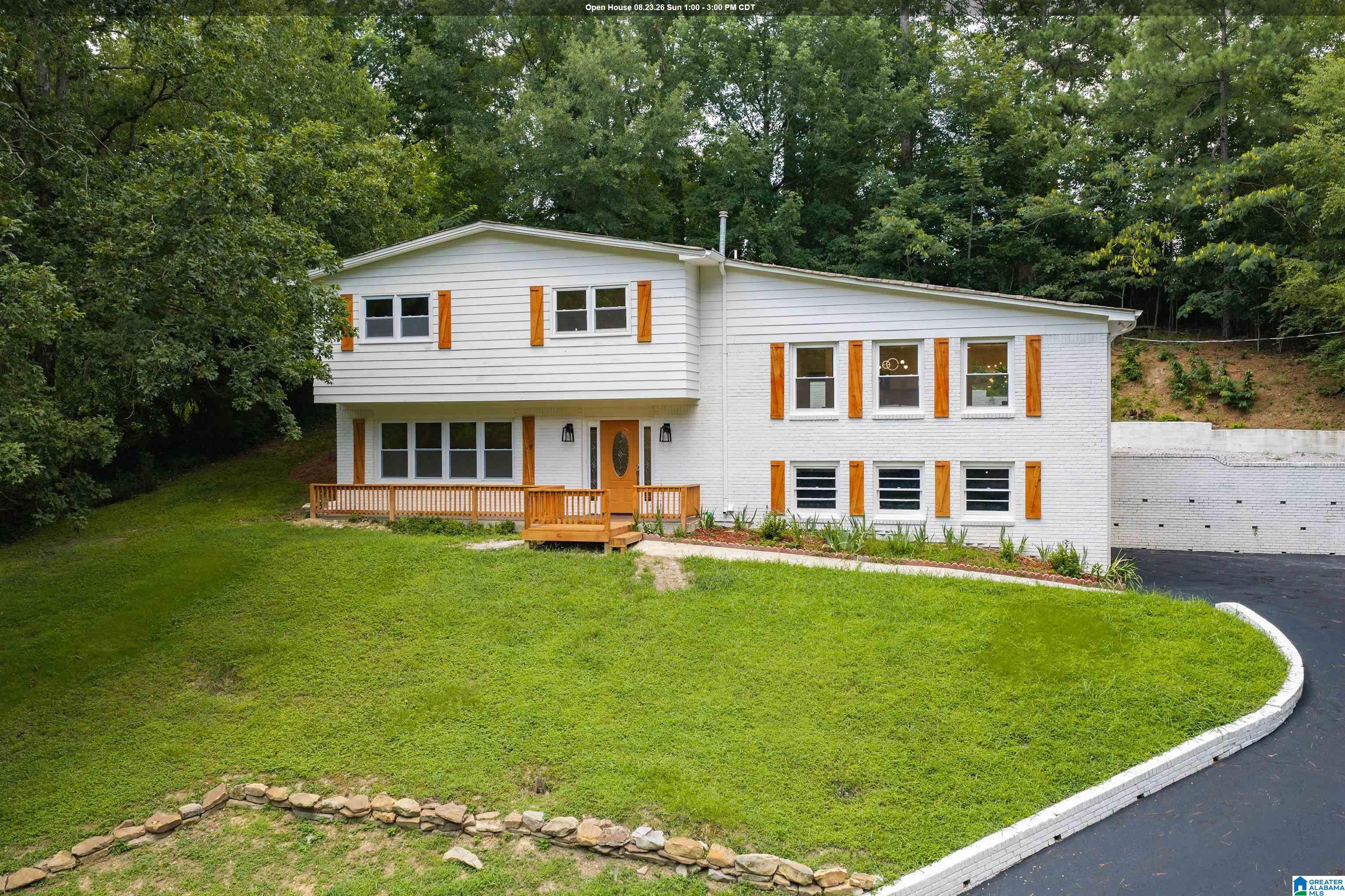 3633 Leslie Ann Road — photo