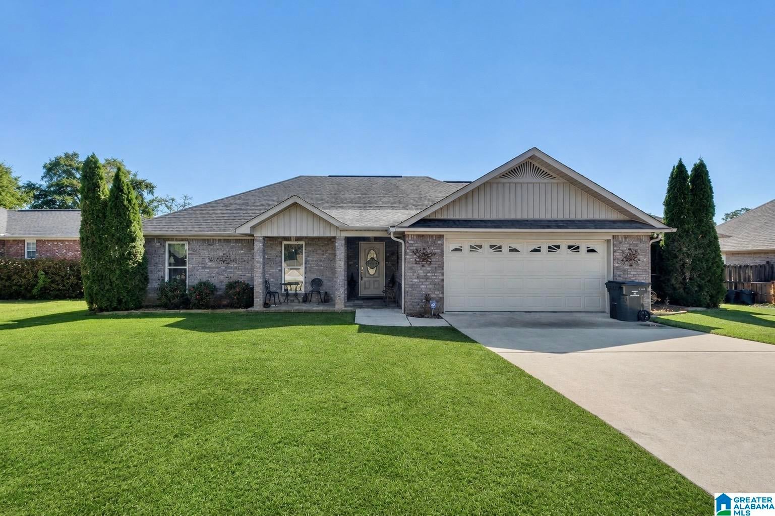 120 Maplewood Drive — photo