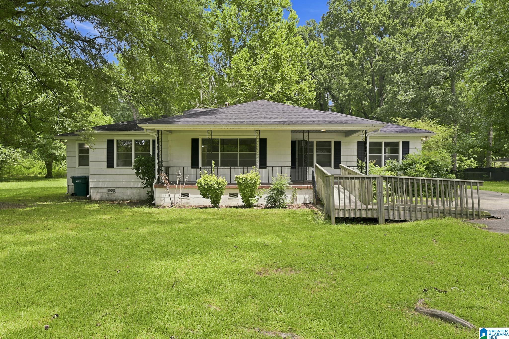 710 Sunny Lane Drive — photo