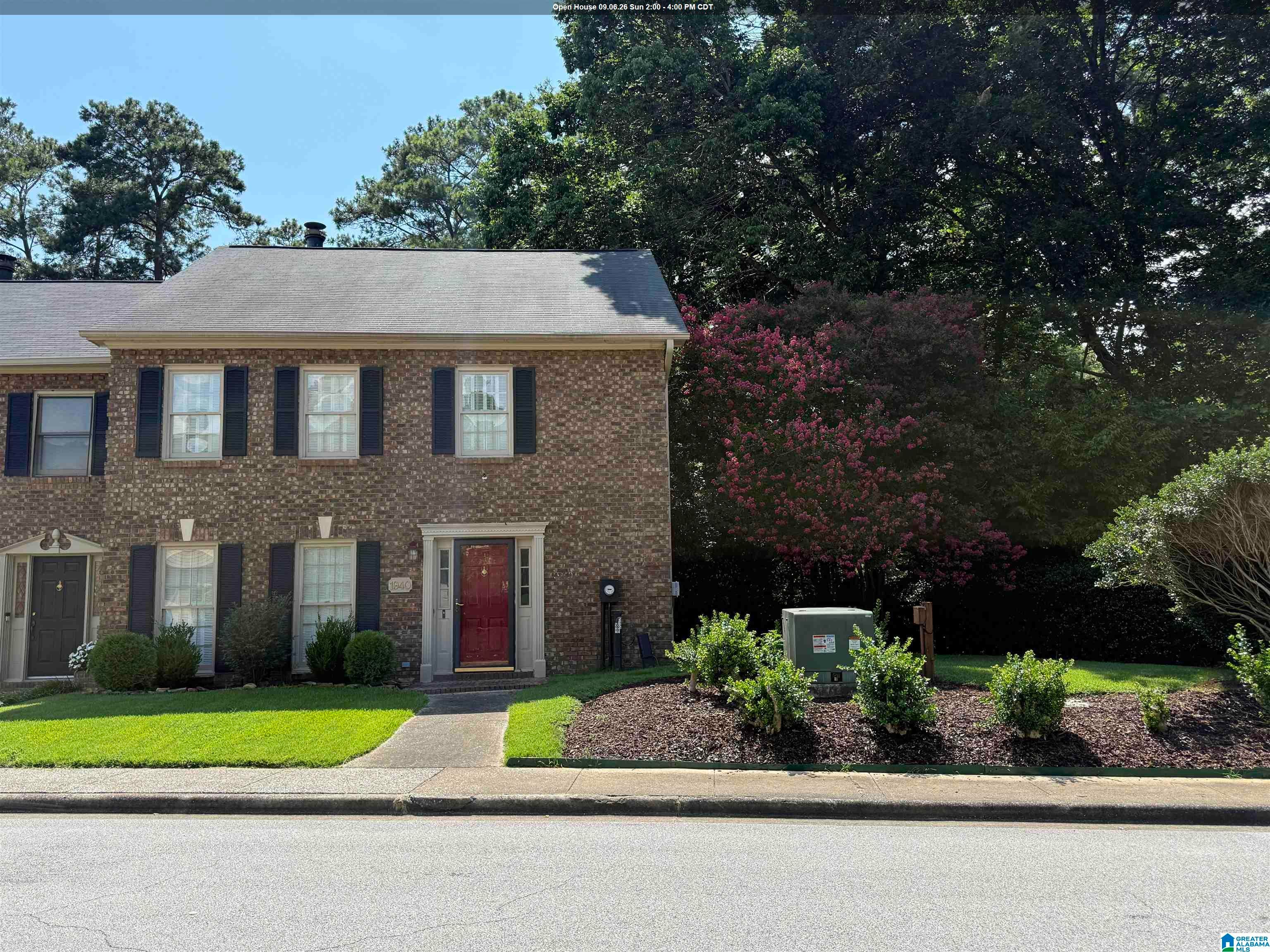 1940 Mountain Laurel Lane — photo