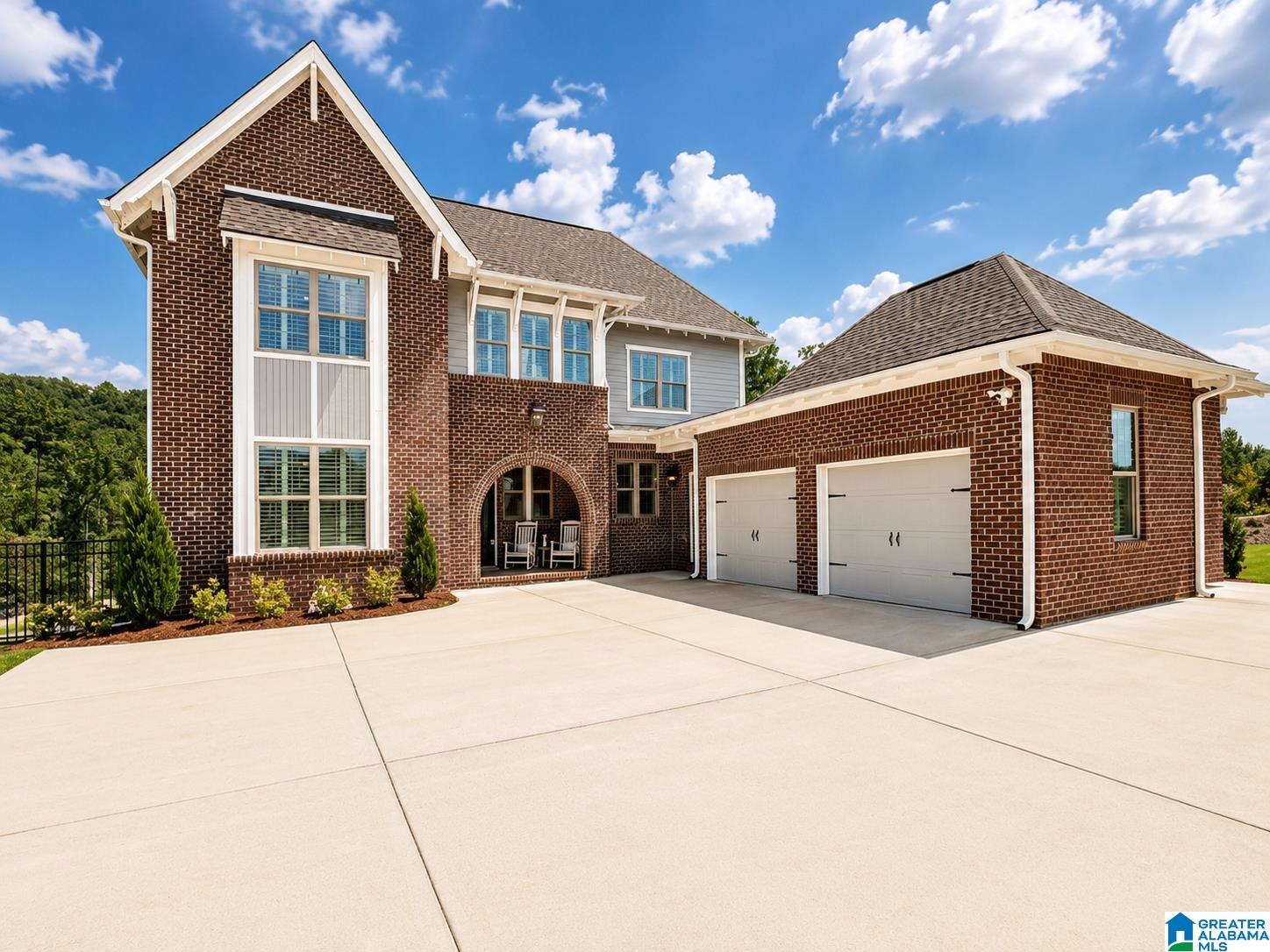 1054 Eagle Nest Circle — photo