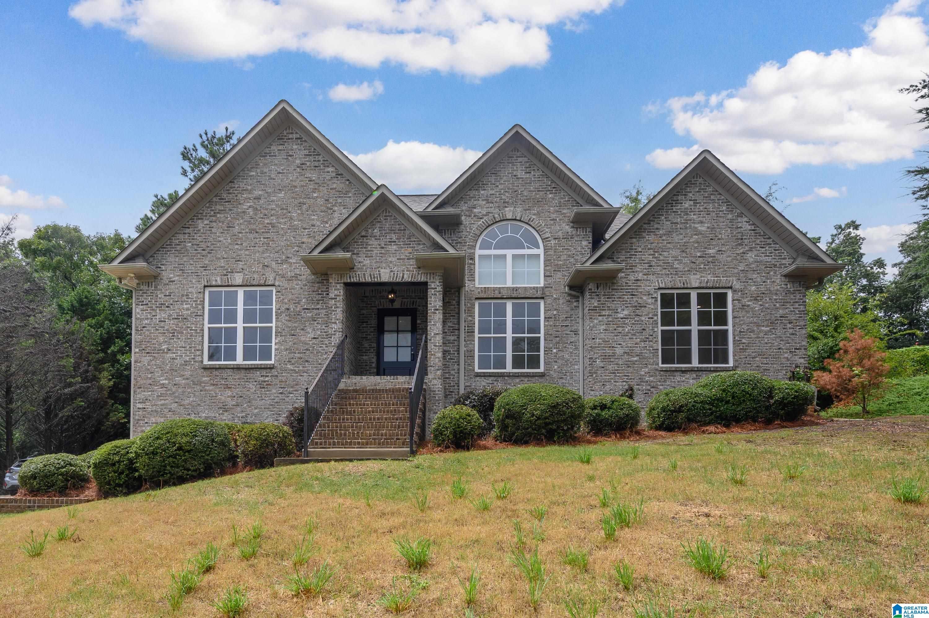99 Pats Way — photo