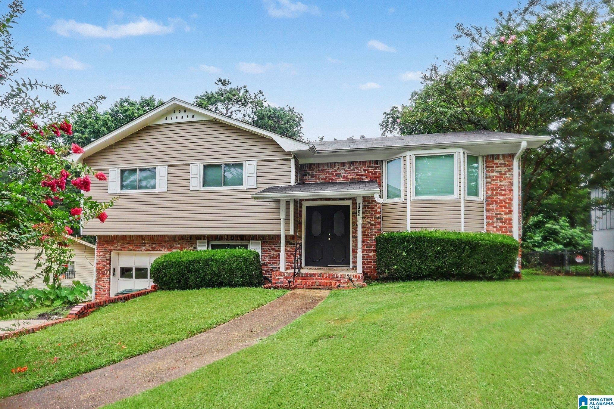 1424 Highpoint Terrace — photo