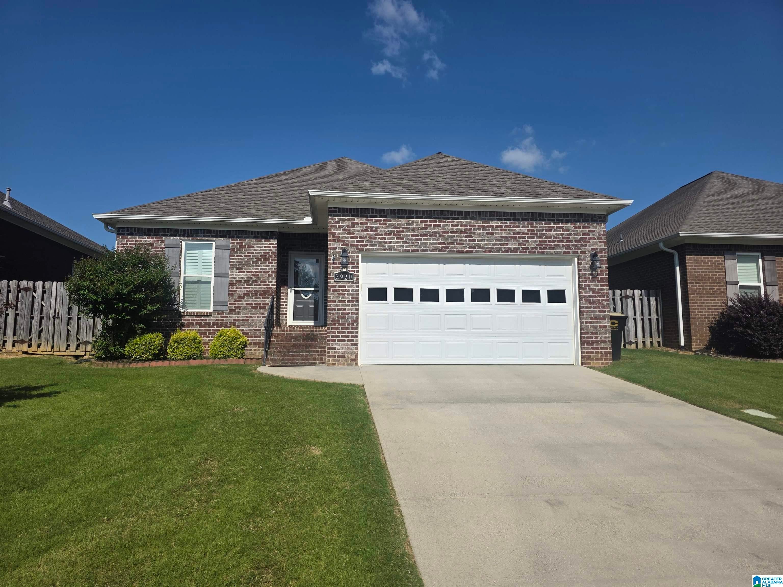 2920 Phelan Circle SE — photo