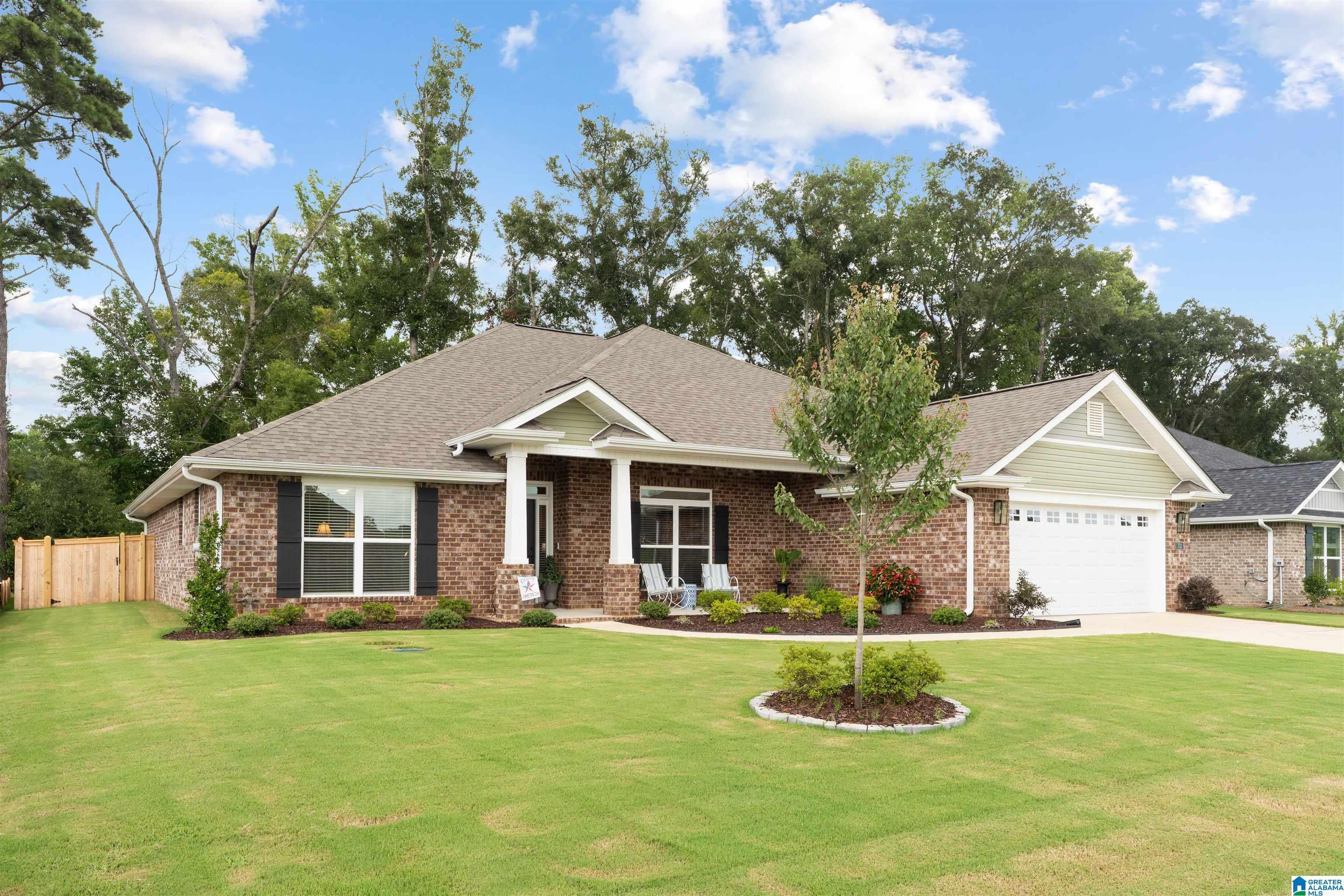 752 Jamestown Circle — photo