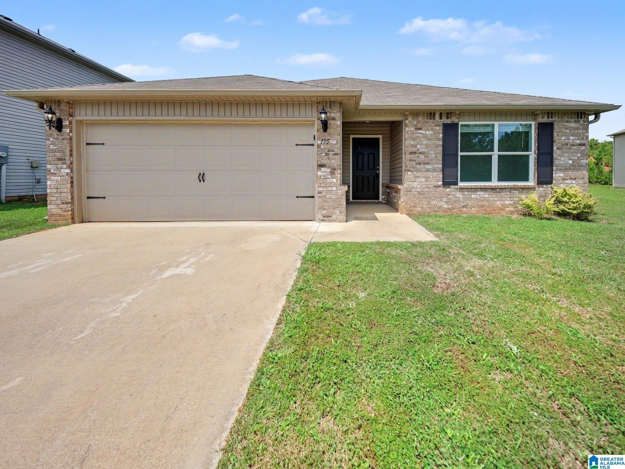135 Hunters Cove — photo