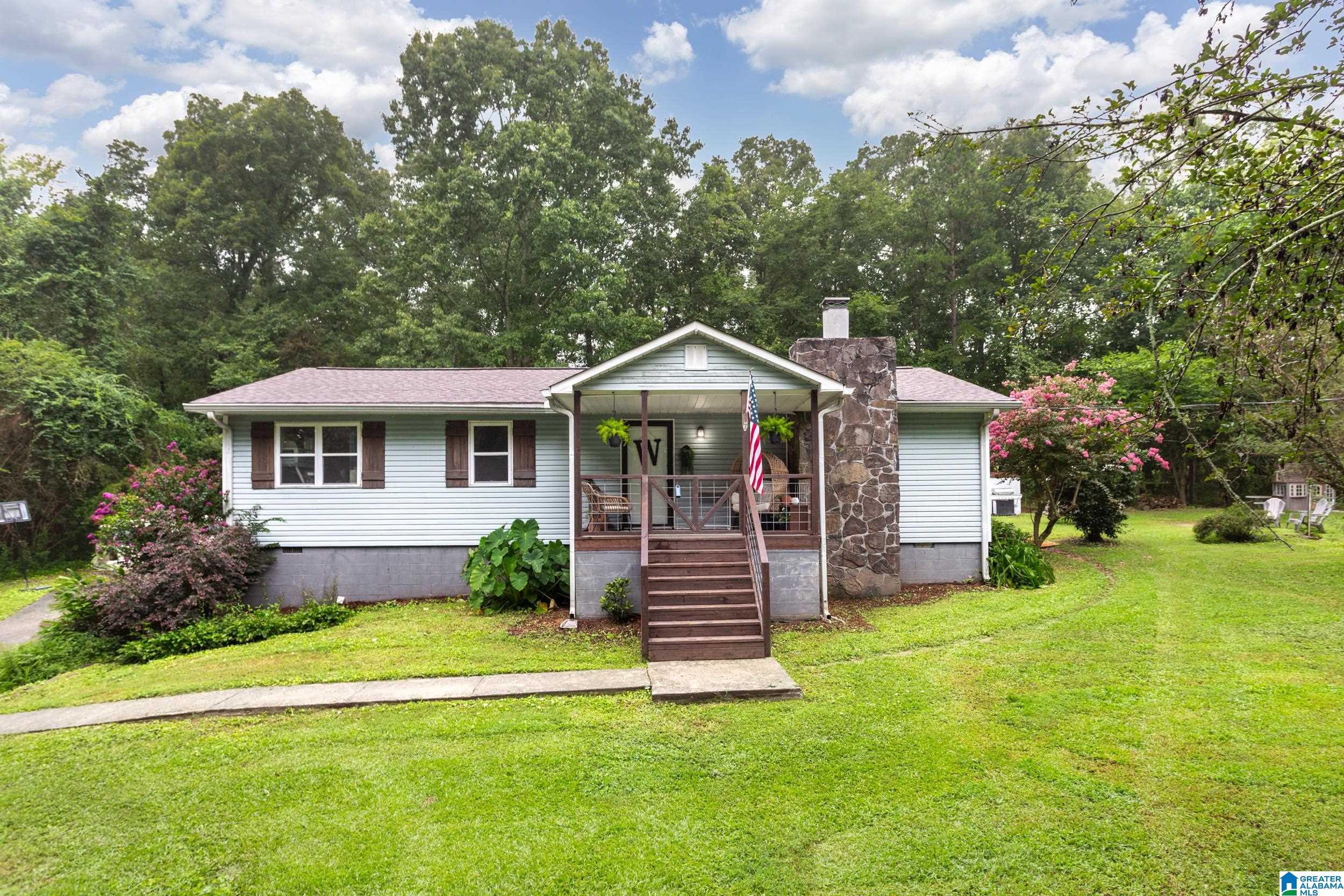 226 Homestead Lane — photo