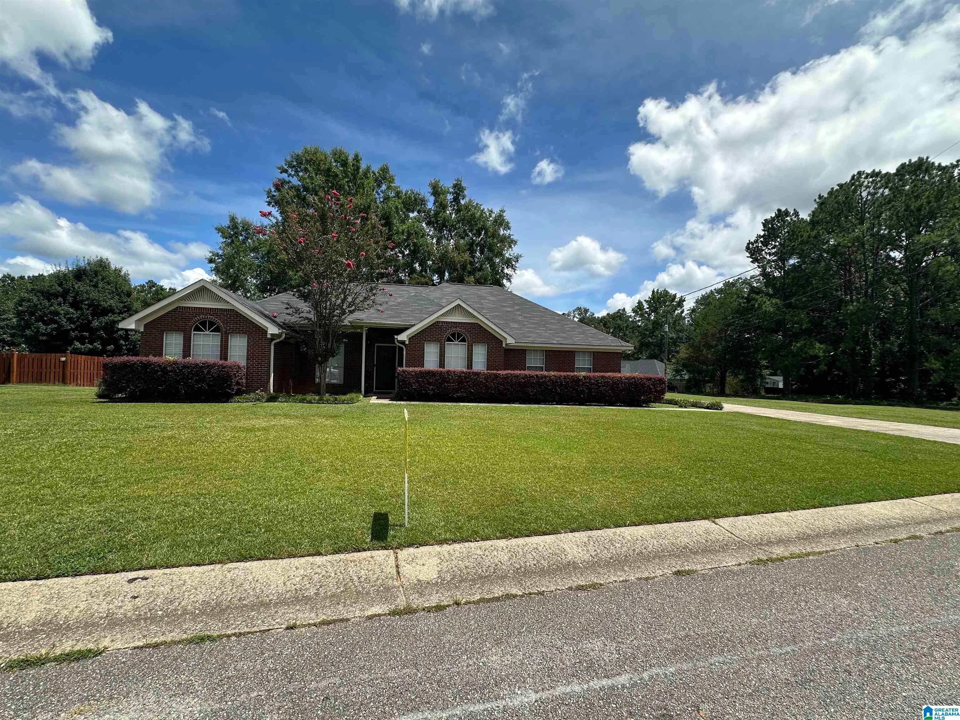 173 Meadow Wood Lane — photo